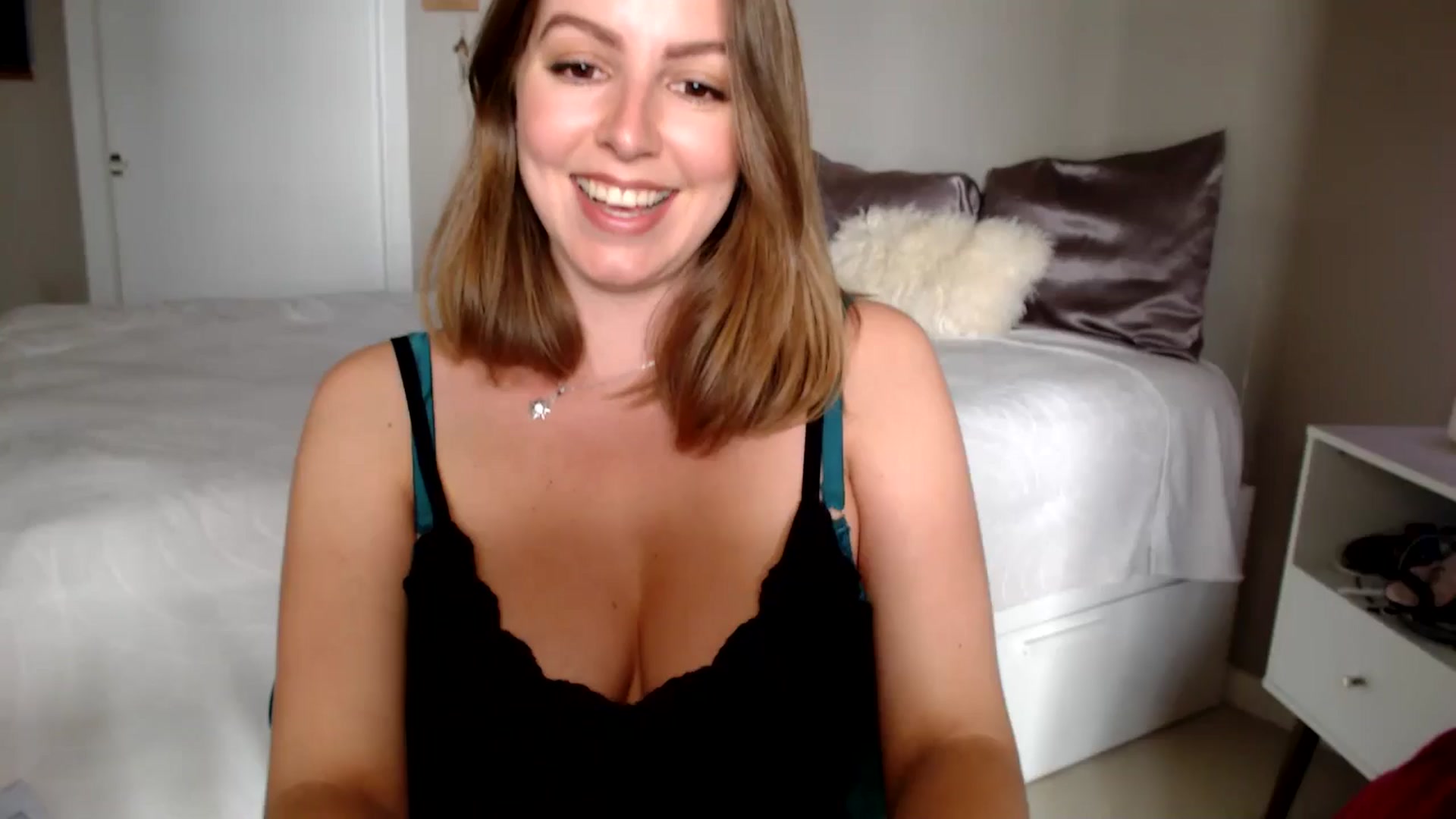 Gallery image thumbnail from MyaDelaney's myfreecams stream on, 05/21/2025, 22:59 image 10 of 20