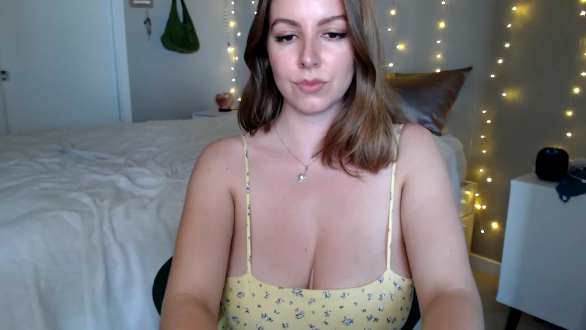 Gallery image thumbnail from MyaDelaney's myfreecams stream on, 06/05/2025, 03:21 image 13 of 20