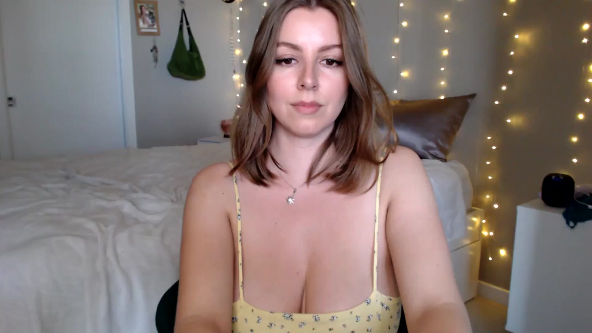 Gallery image thumbnail from MyaDelaney's myfreecams stream on, 06/05/2025, 03:21 image 1 of 20