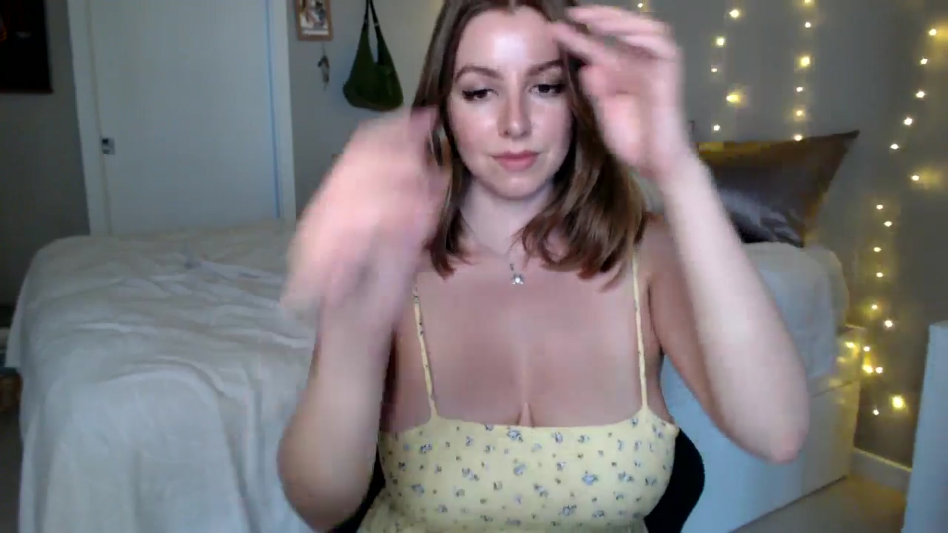 Gallery image thumbnail from MyaDelaney's myfreecams stream on, 06/05/2025, 03:45 image 13 of 20
