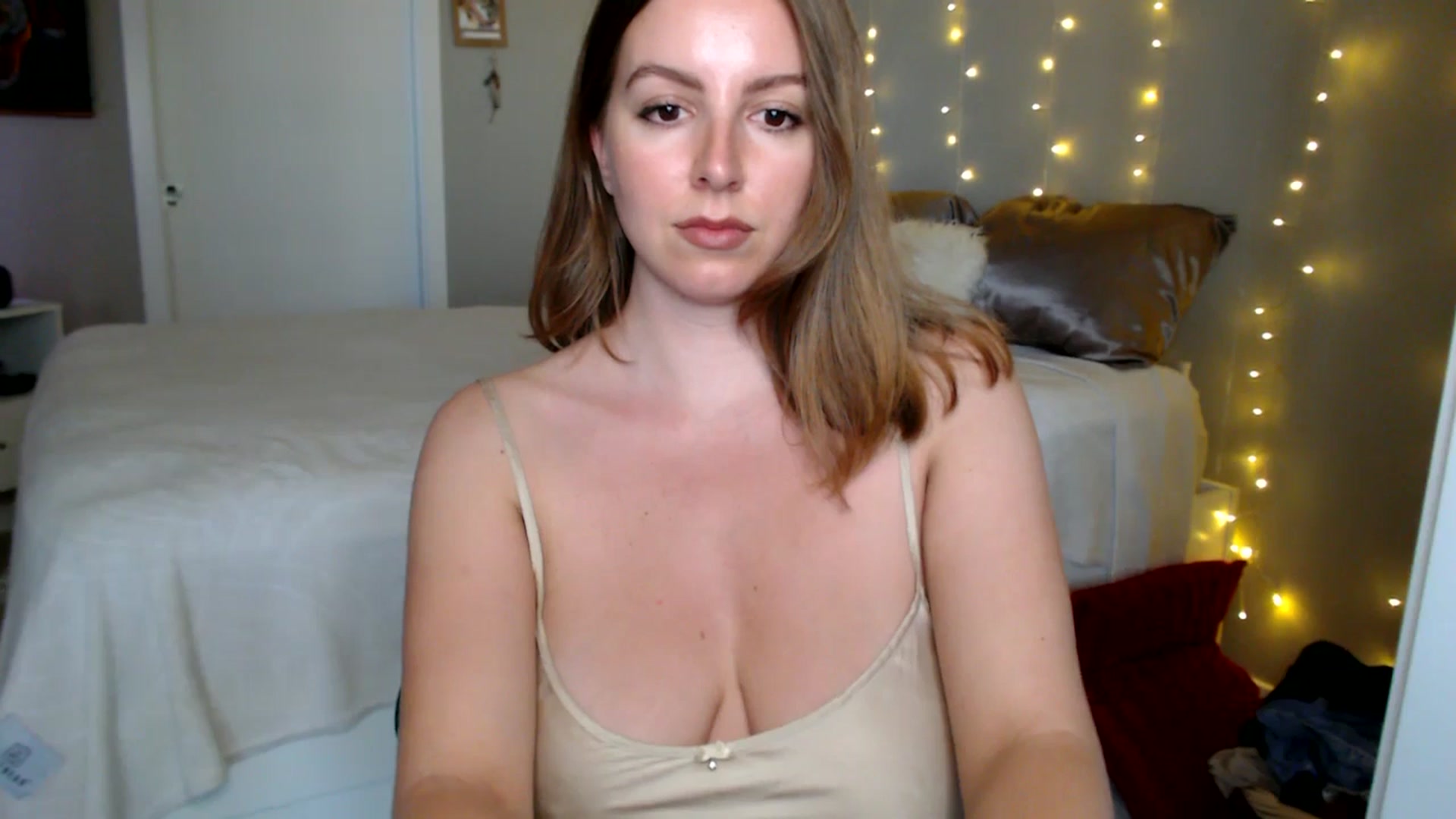 Gallery image thumbnail from MyaDelaney's myfreecams stream on, 06/09/2025, 03:51 image 17 of 20