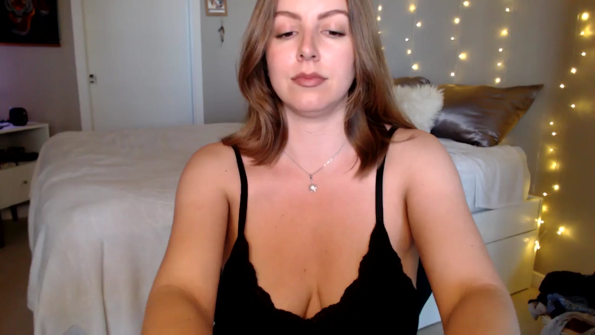Gallery image thumbnail from MyaDelaney's myfreecams stream on, 06/11/2025, 03:19 image 4 of 20