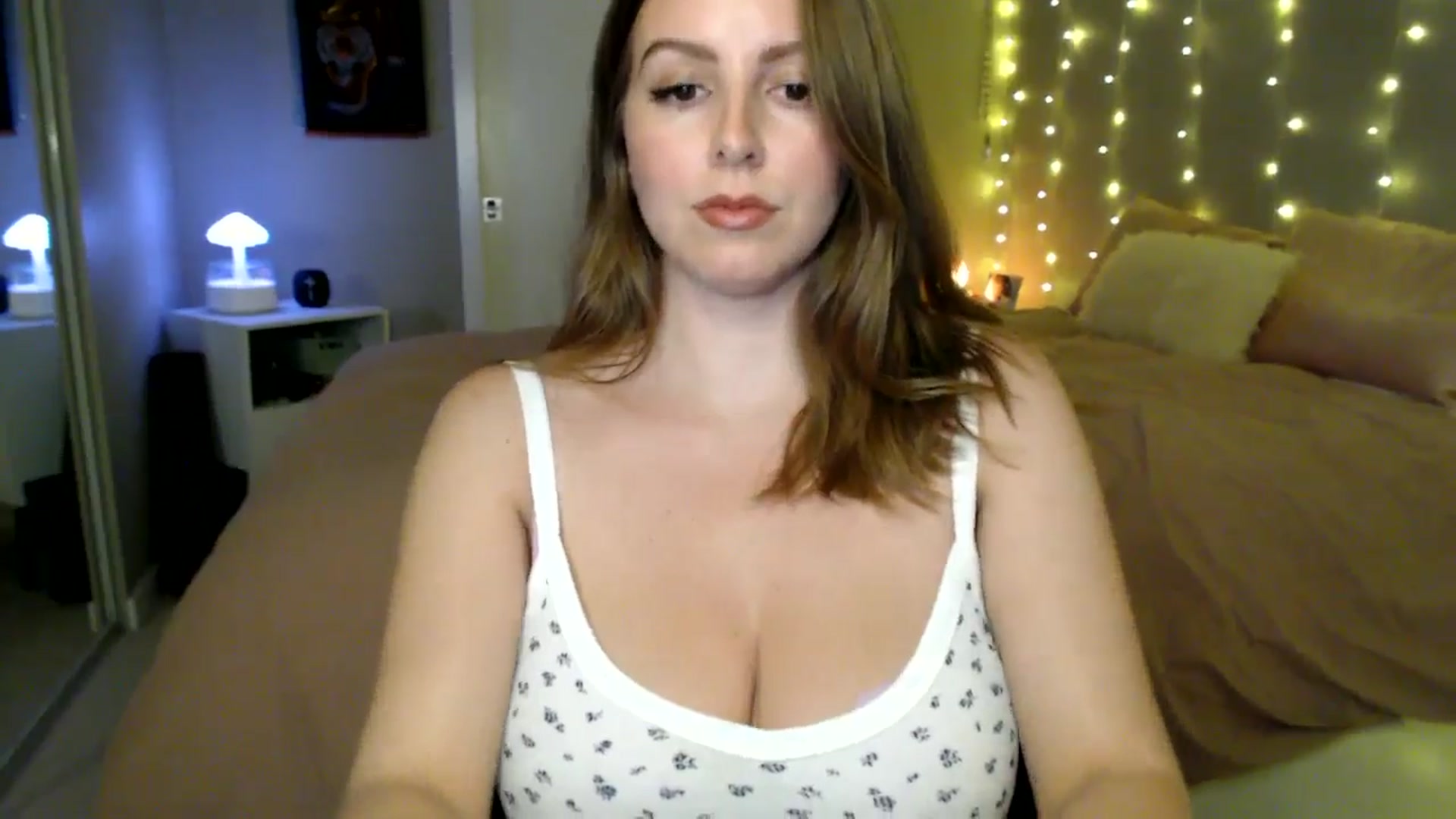 Gallery image thumbnail from MyaDelaney's myfreecams stream on, 10/10/2025, 04:50 image 9 of 20