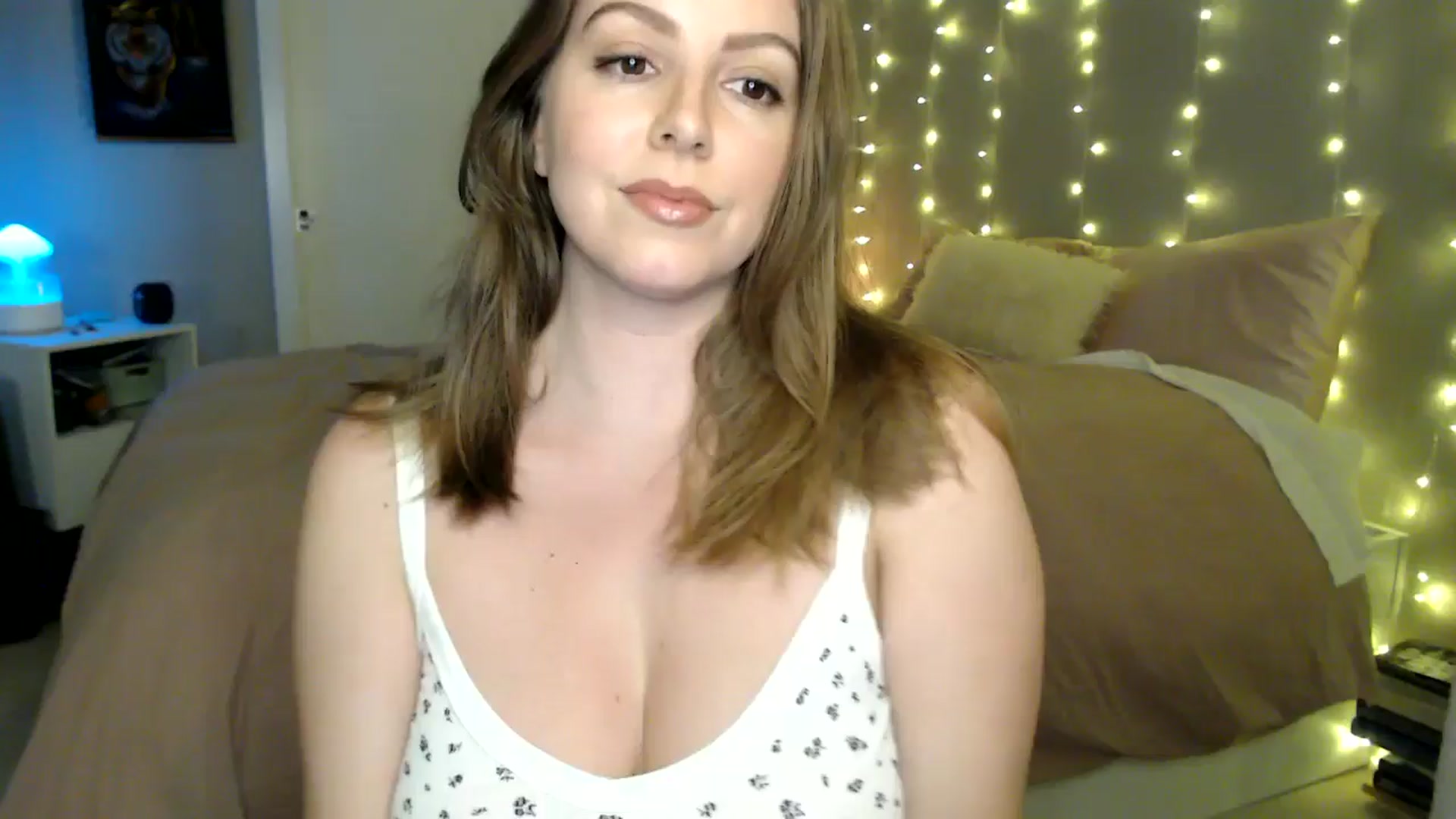 Gallery image thumbnail from MyaDelaney's myfreecams stream on, 10/29/2025, 03:24 image 1 of 20