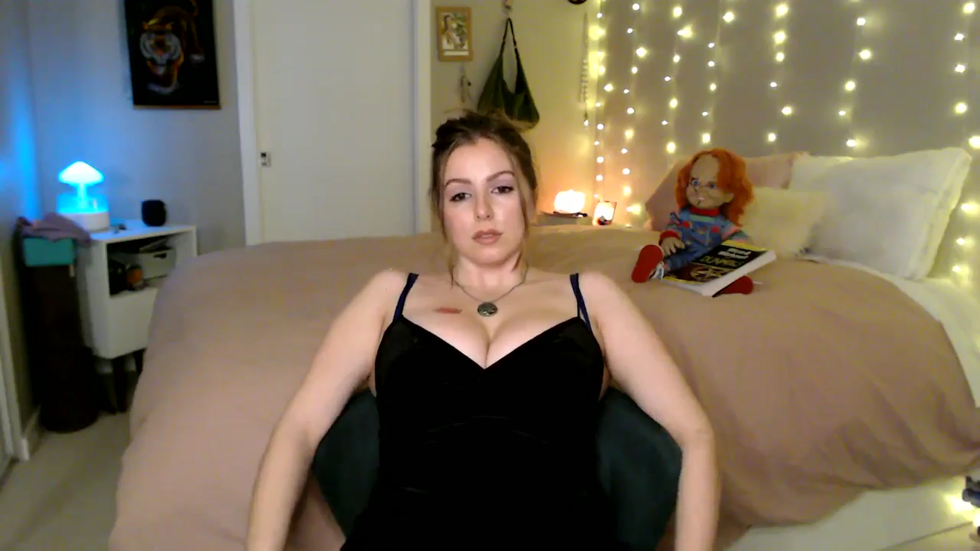Gallery image thumbnail from MyaDelaney's myfreecams stream on, 11/01/2025, 01:54 image 19 of 20