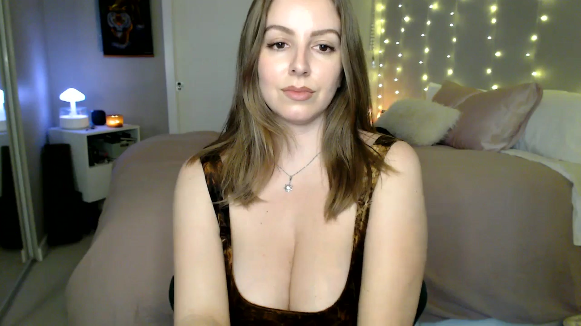 Gallery image thumbnail from MyaDelaney's myfreecams stream on, 11/06/2025, 22:38 image 14 of 20