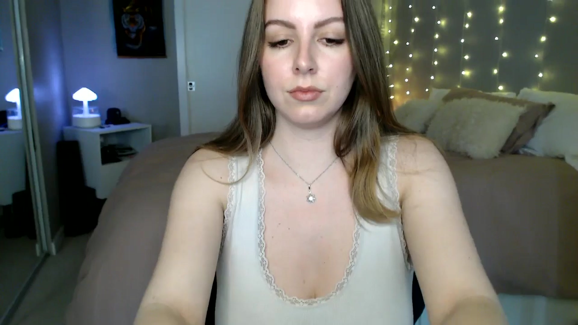 Gallery image thumbnail from MyaDelaney's myfreecams stream on, 11/23/2025, 21:38 image 2 of 20
