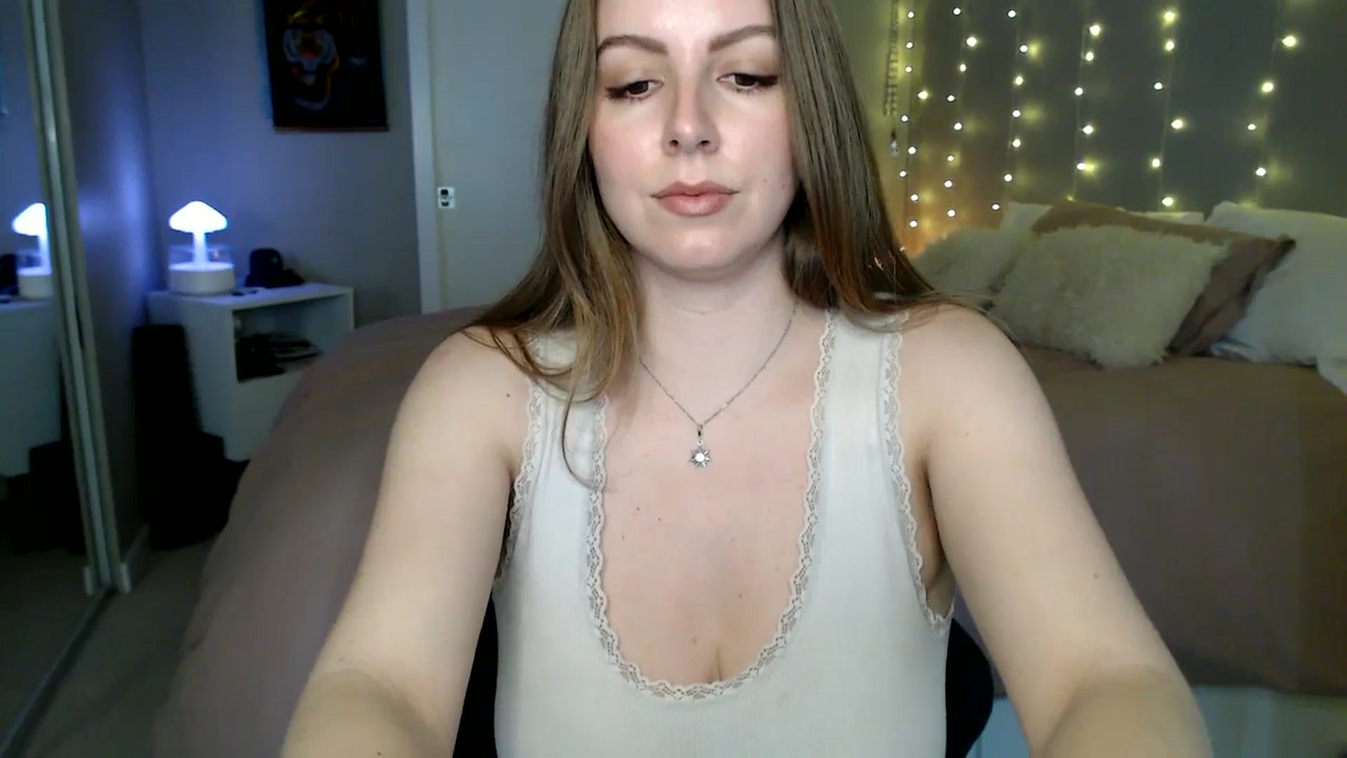 Gallery image thumbnail from MyaDelaney's myfreecams stream on, 11/23/2025, 21:38 image 8 of 20