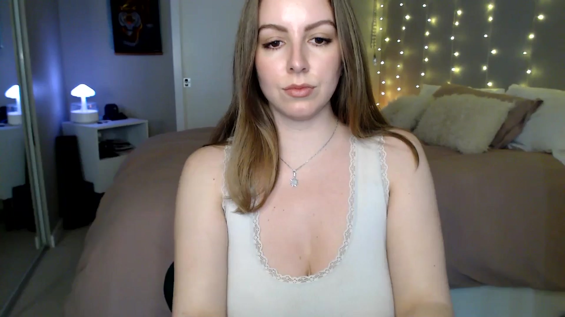 Gallery image thumbnail from MyaDelaney's myfreecams stream on, 11/23/2025, 21:38 image 15 of 20