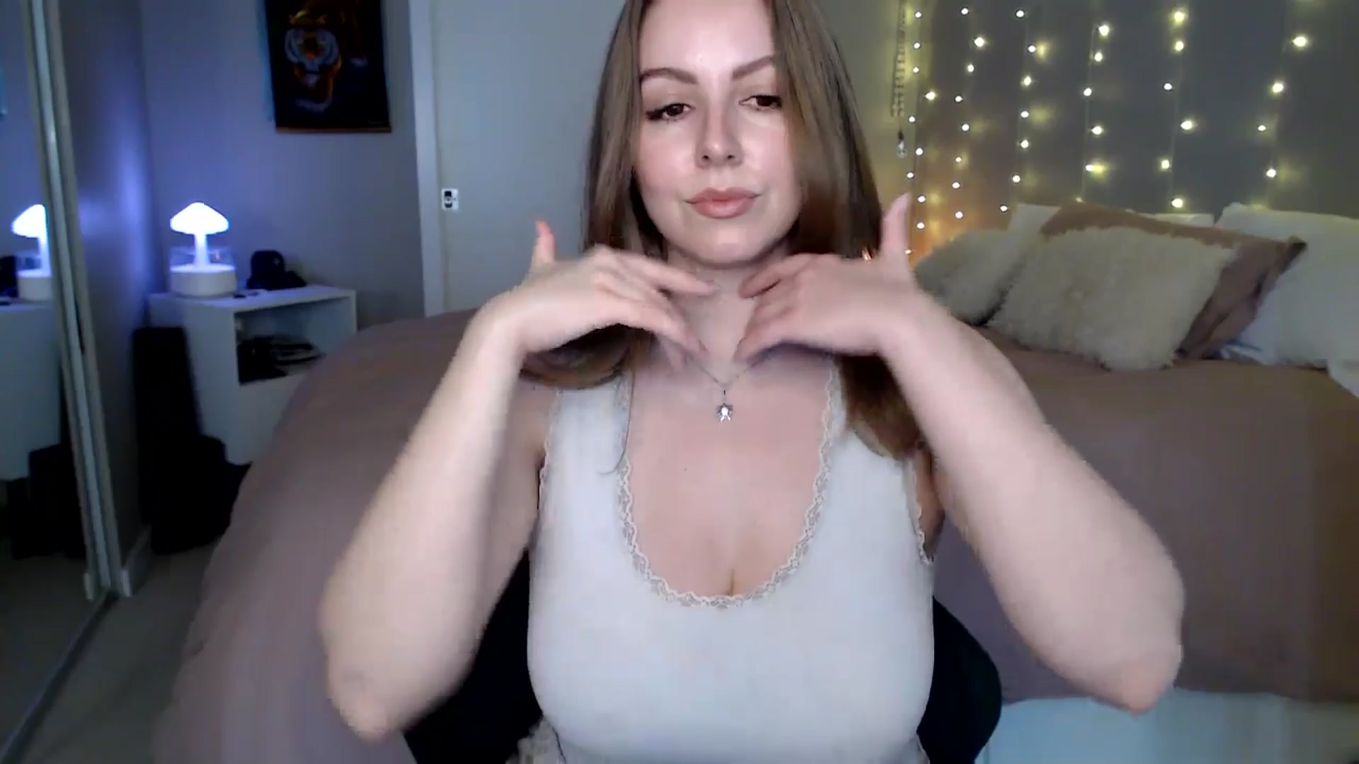 Gallery image thumbnail from MyaDelaney's myfreecams stream on, 11/23/2025, 21:38 image 4 of 20