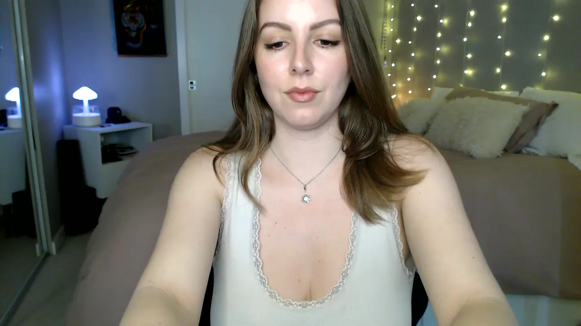 Gallery image thumbnail from MyaDelaney's myfreecams stream on, 11/23/2025, 21:38 image 1 of 20
