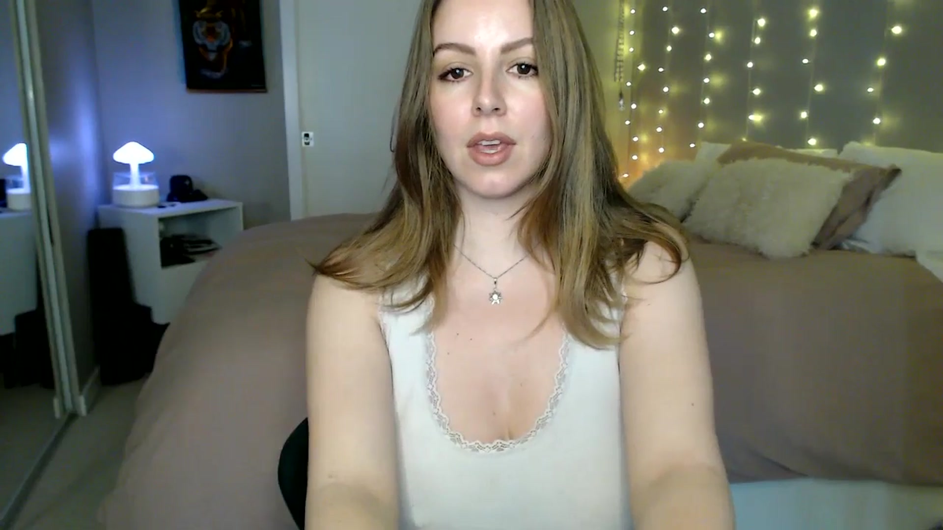 Gallery image thumbnail from MyaDelaney's myfreecams stream on, 11/23/2025, 21:38 image 20 of 20