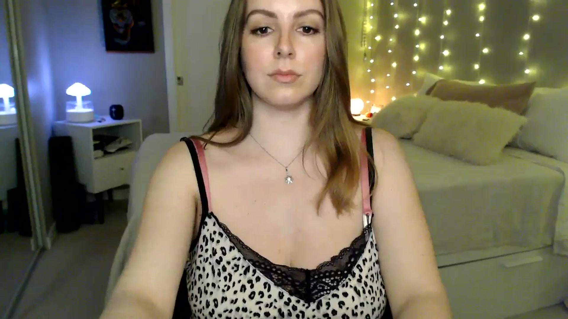 Gallery image thumbnail from MyaDelaney's myfreecams stream on, 12/15/2025, 01:26 image 9 of 20