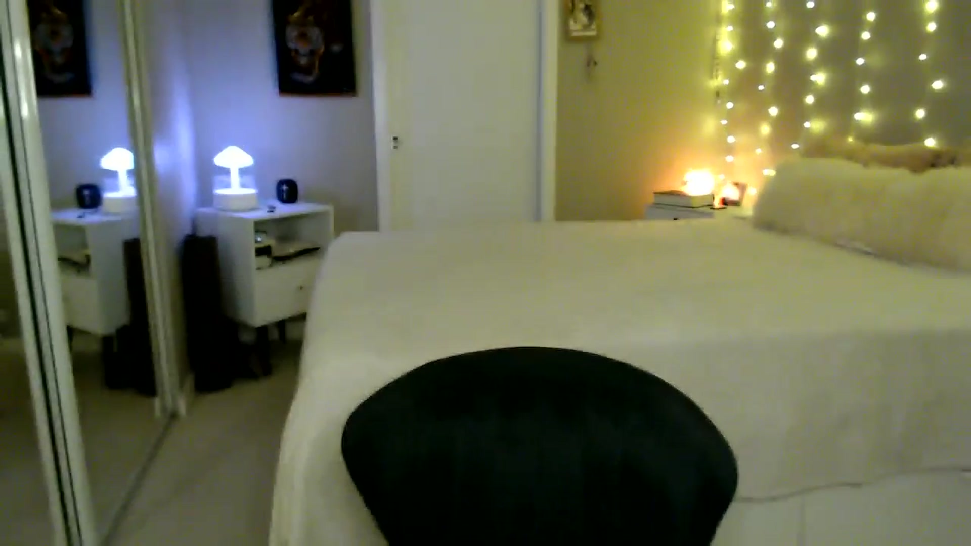 Gallery image thumbnail from MyaDelaney's myfreecams stream on, 12/22/2025, 03:30 image 12 of 20