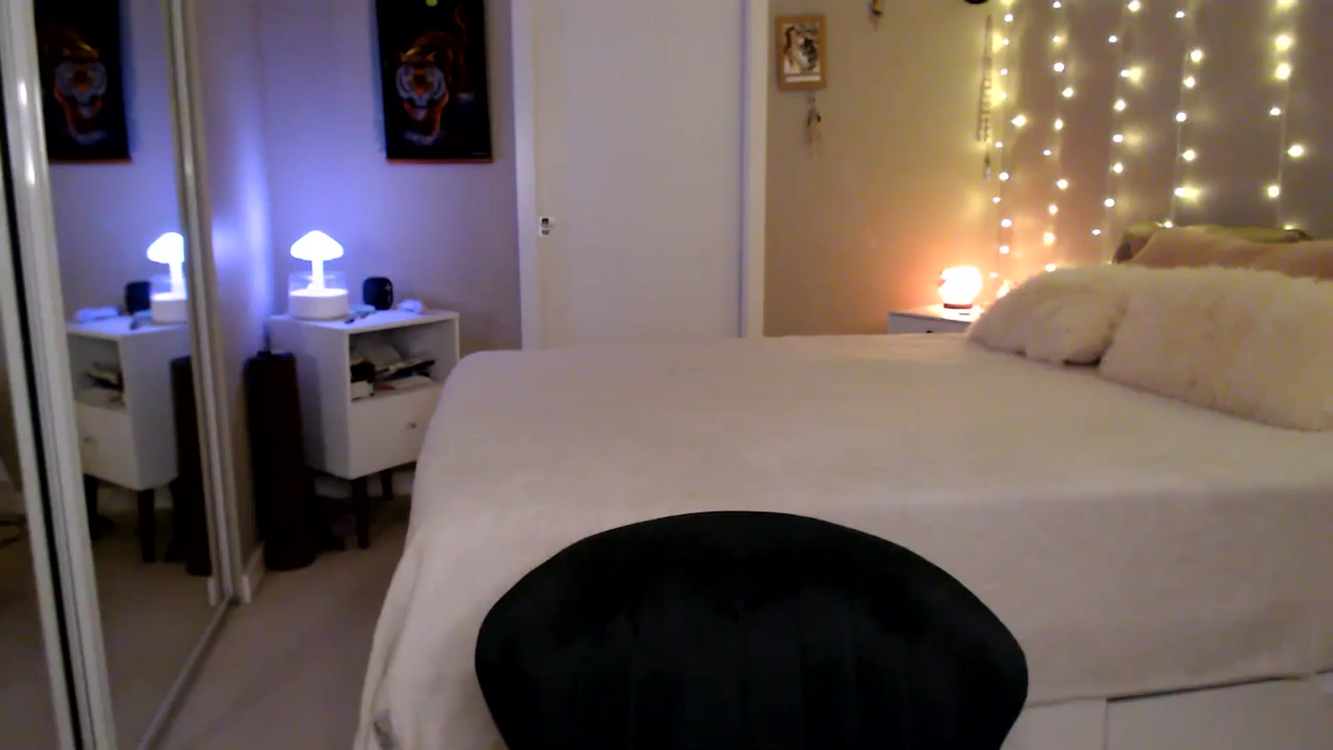Gallery image thumbnail from MyaDelaney's myfreecams stream on, 01/01/2026, 01:26 image 8 of 20