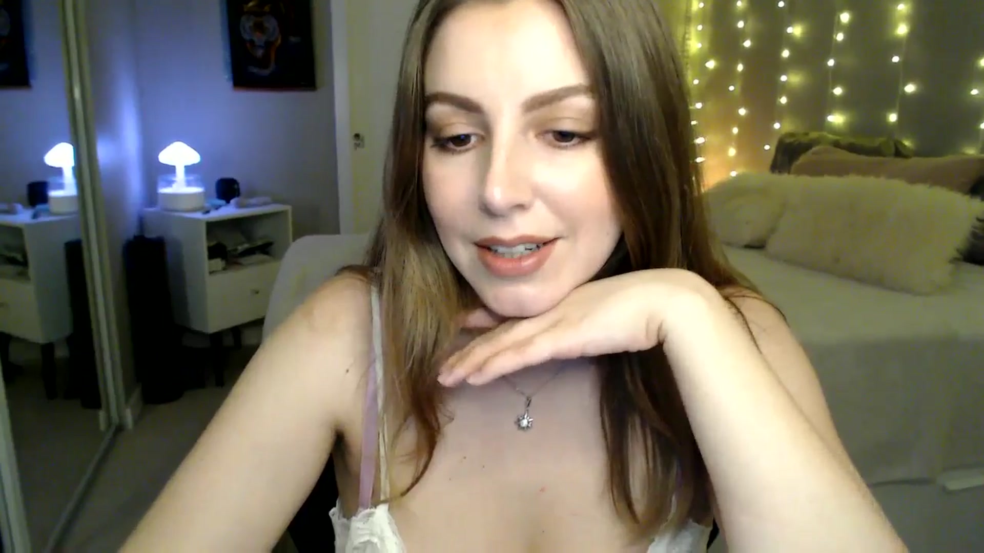 Gallery image thumbnail from MyaDelaney's myfreecams stream on, 01/01/2026, 02:26 image 15 of 20