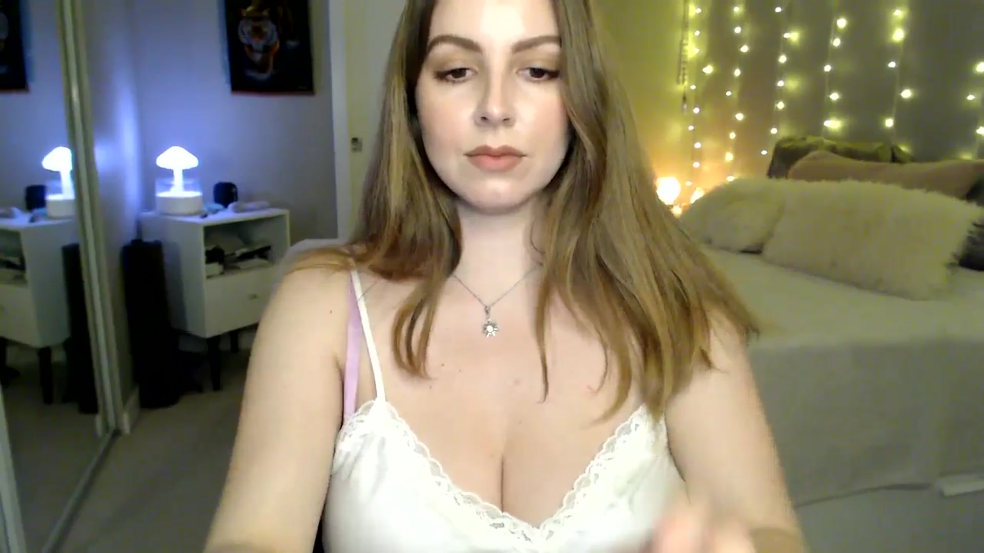 Gallery image thumbnail from MyaDelaney's myfreecams stream on, 01/01/2026, 02:26 image 4 of 20