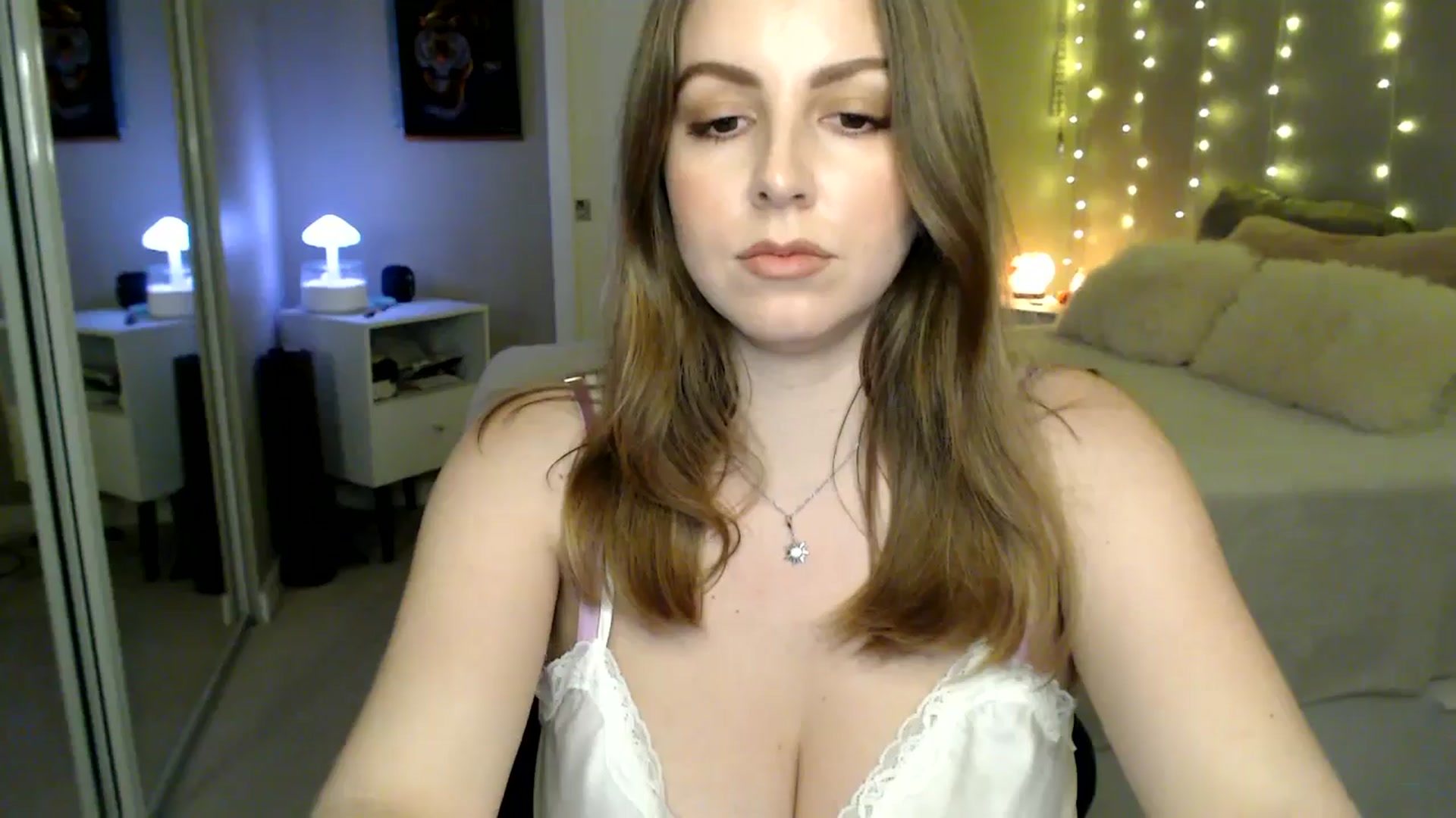 Gallery image thumbnail from MyaDelaney's myfreecams stream on, 01/01/2026, 06:26 image 18 of 20