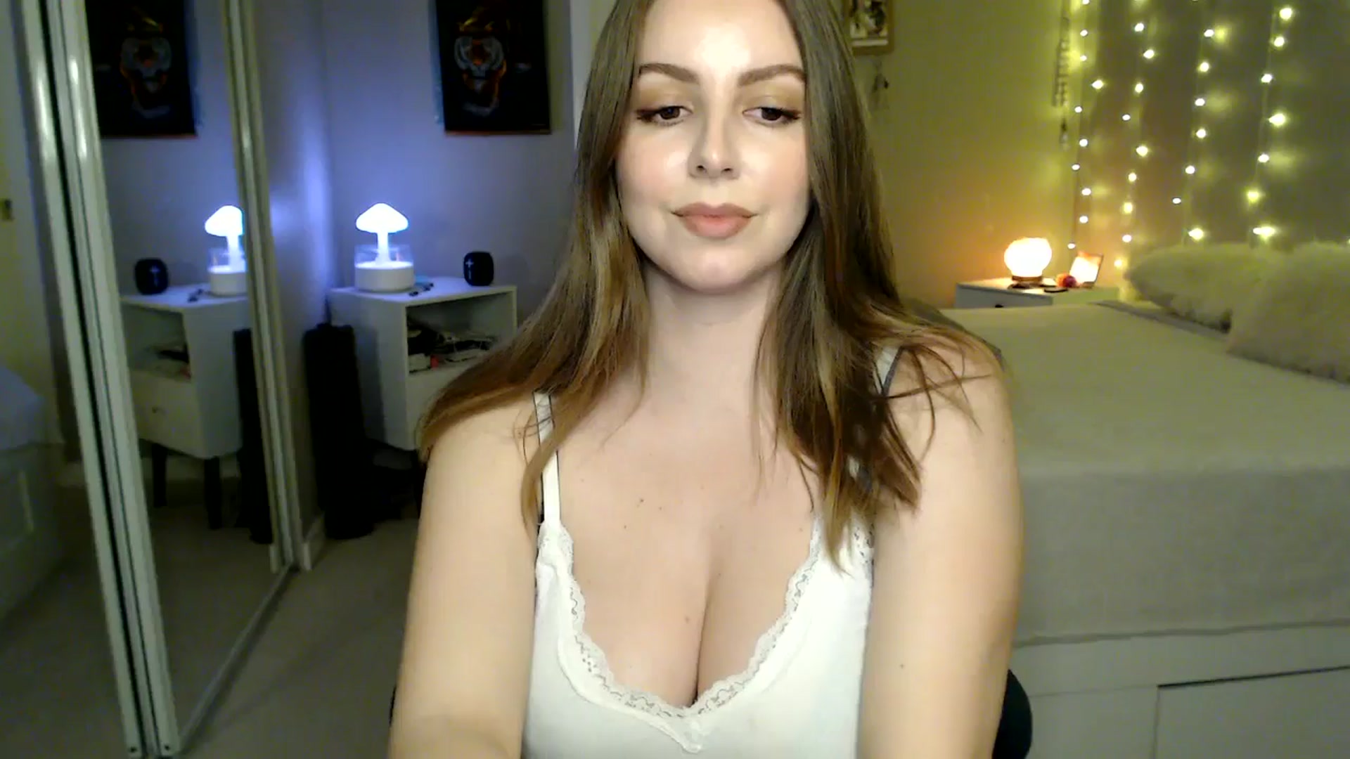 Gallery image thumbnail from MyaDelaney's myfreecams stream on, 01/05/2026, 07:04 image 5 of 20