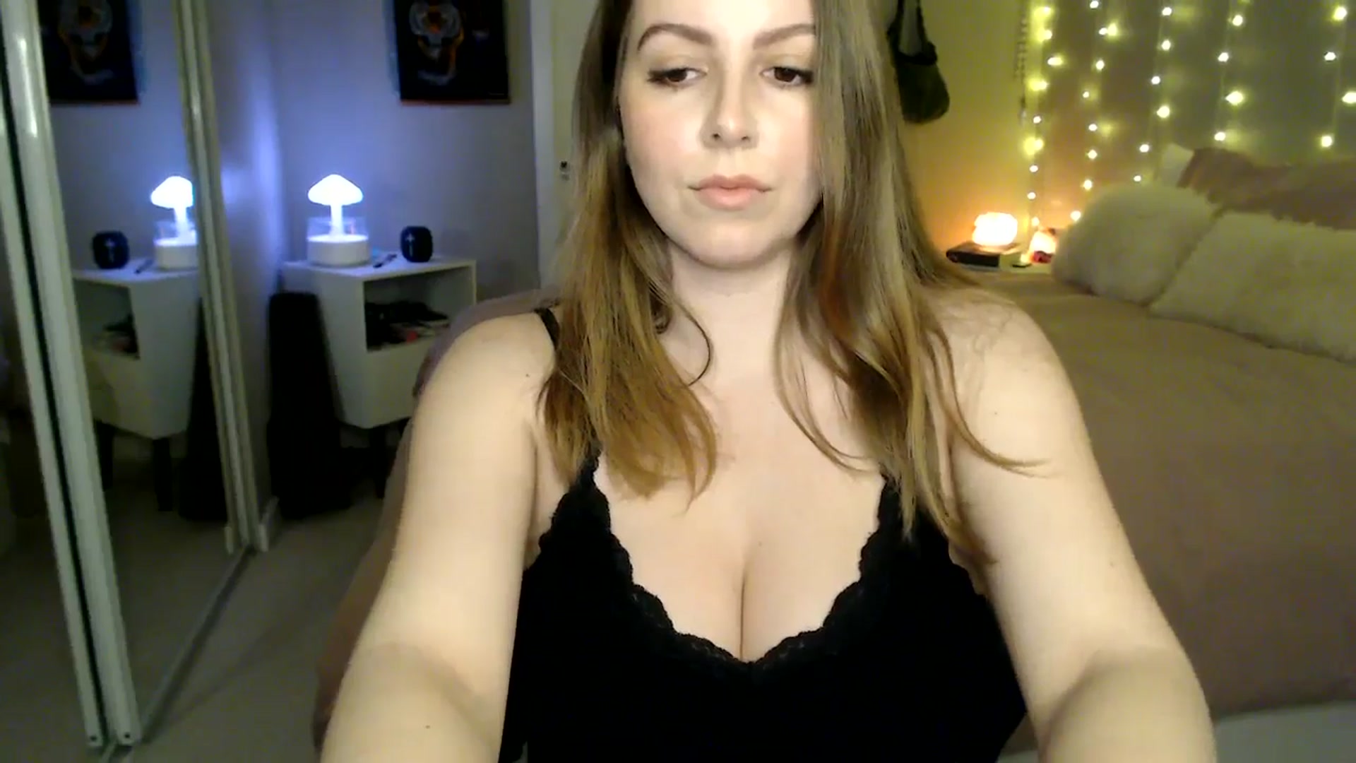 Gallery image thumbnail from MyaDelaney's myfreecams stream on, 01/27/2026, 04:04 image 9 of 20