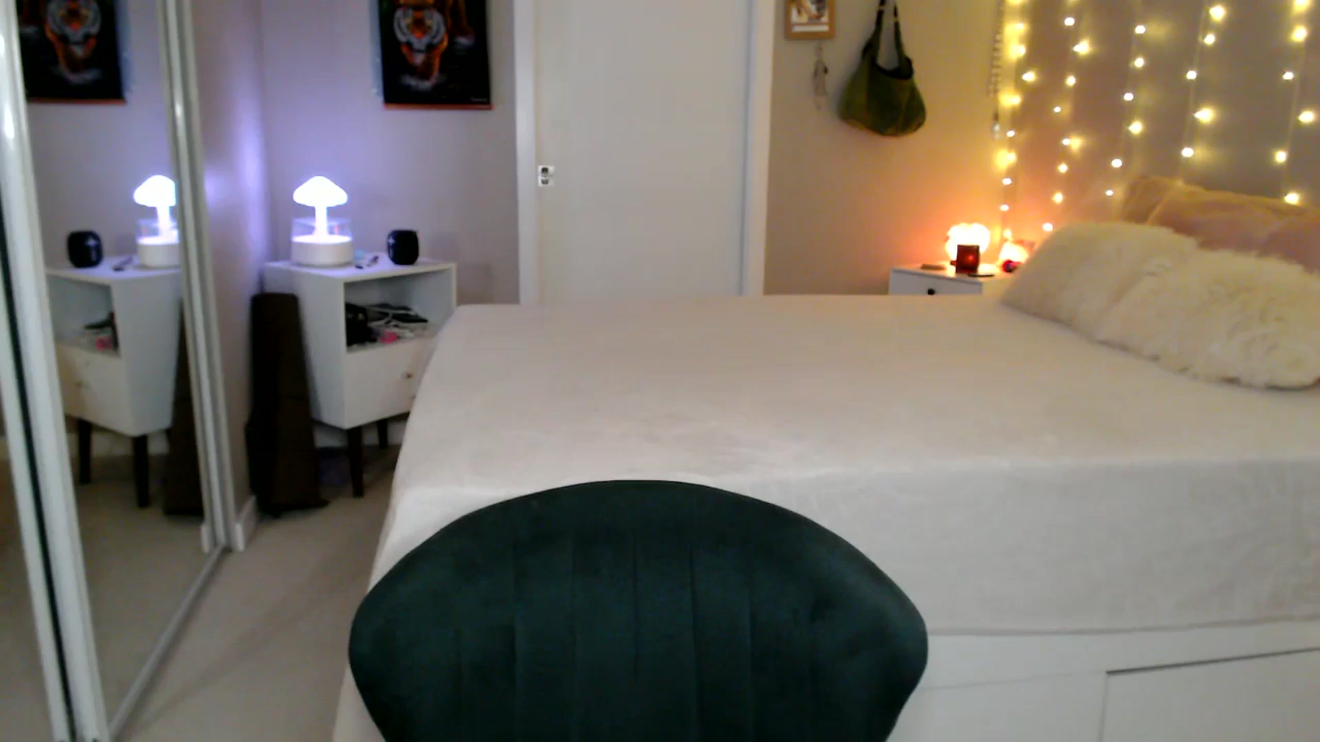 Gallery image thumbnail from MyaDelaney's myfreecams stream on, 01/31/2026, 01:07 image 7 of 20