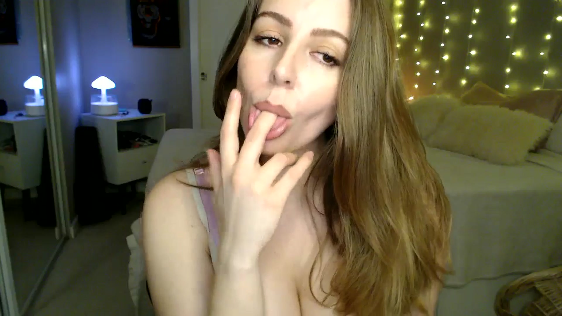 Gallery image thumbnail from MyaDelaney's myfreecams stream on, 02/02/2026, 06:32 image 15 of 20