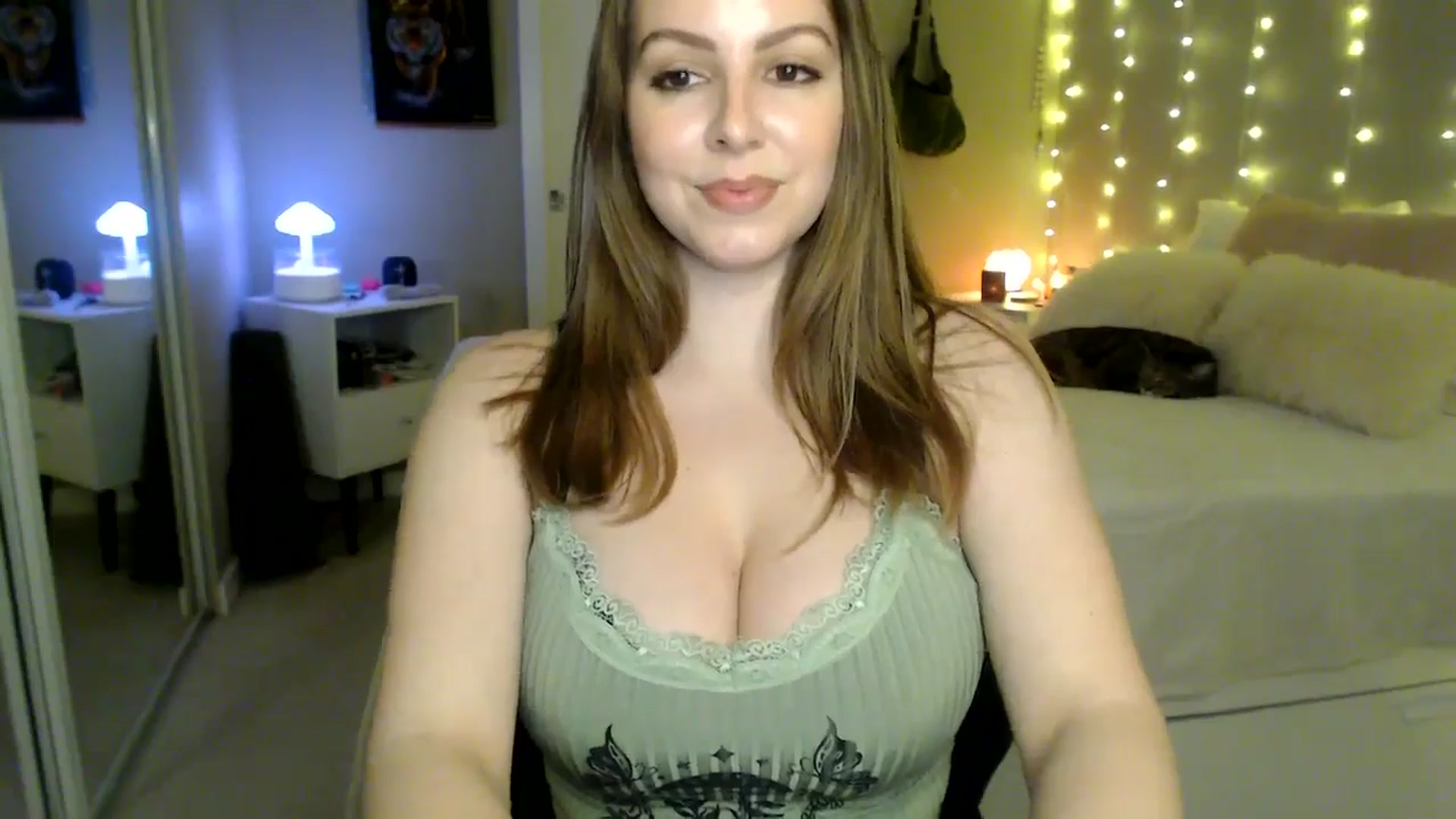 Gallery image thumbnail from MyaDelaney's myfreecams stream on, 02/04/2026, 04:00 image 5 of 20
