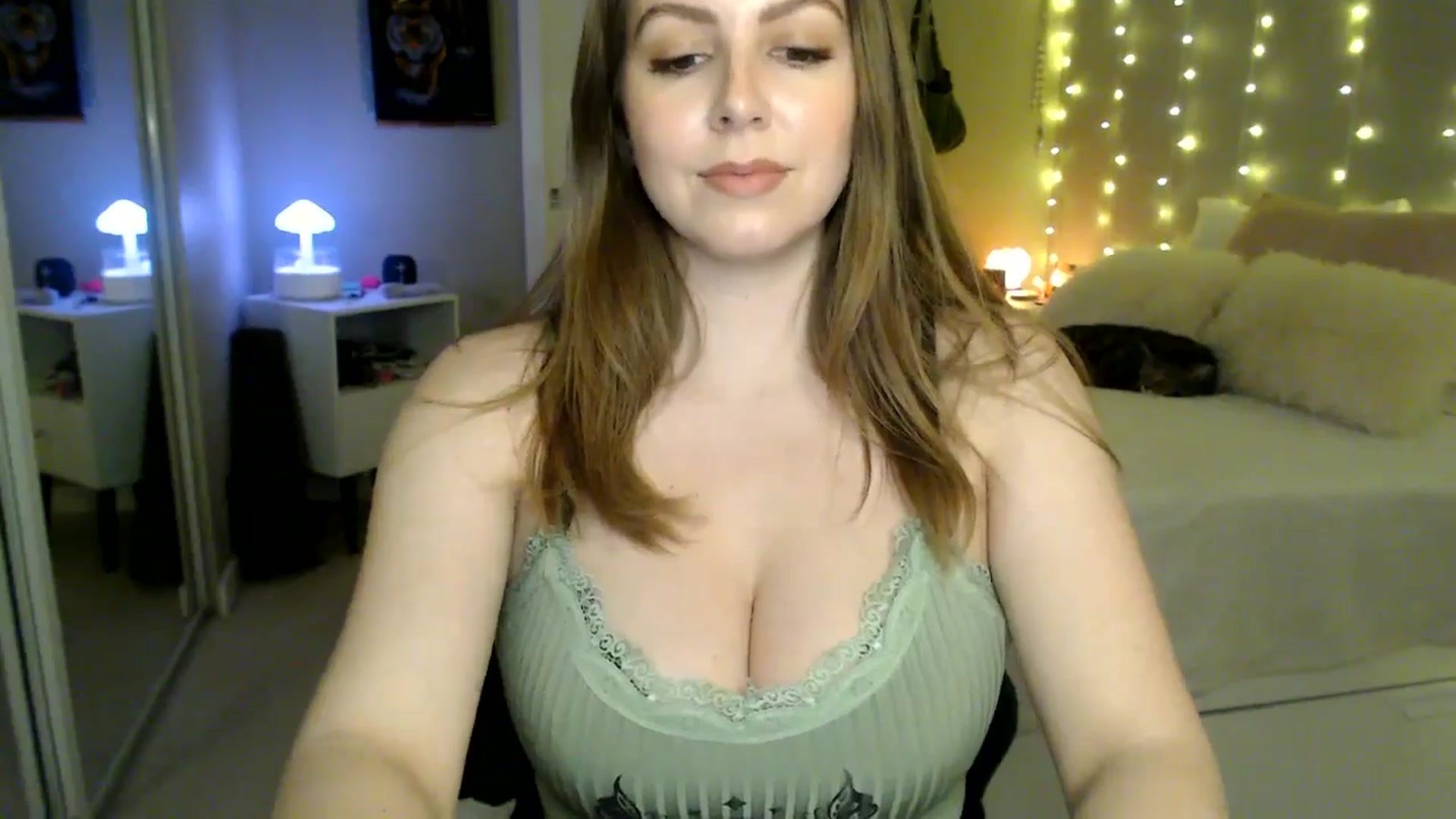 Gallery image thumbnail from MyaDelaney's myfreecams stream on, 02/04/2026, 04:00 image 9 of 20