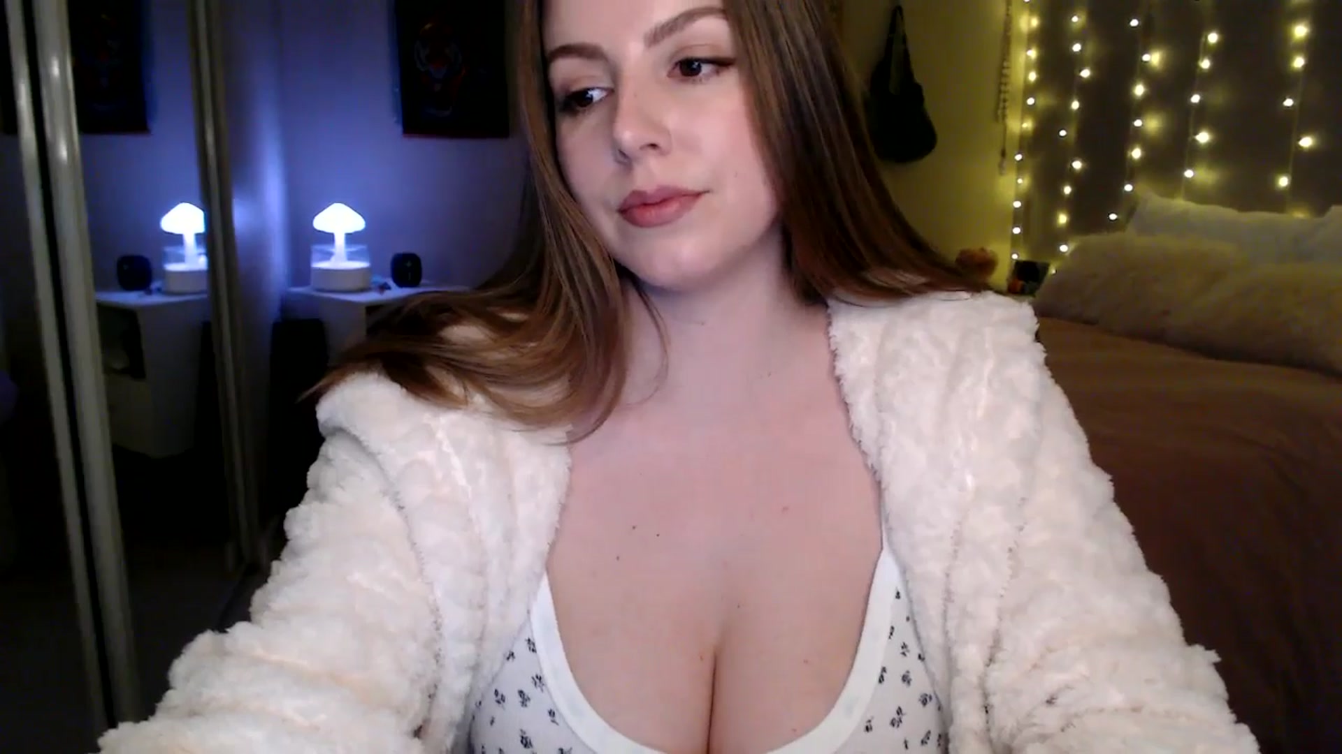 Gallery image thumbnail from MyaDelaney's myfreecams stream on, 02/26/2026, 04:04 image 2 of 20