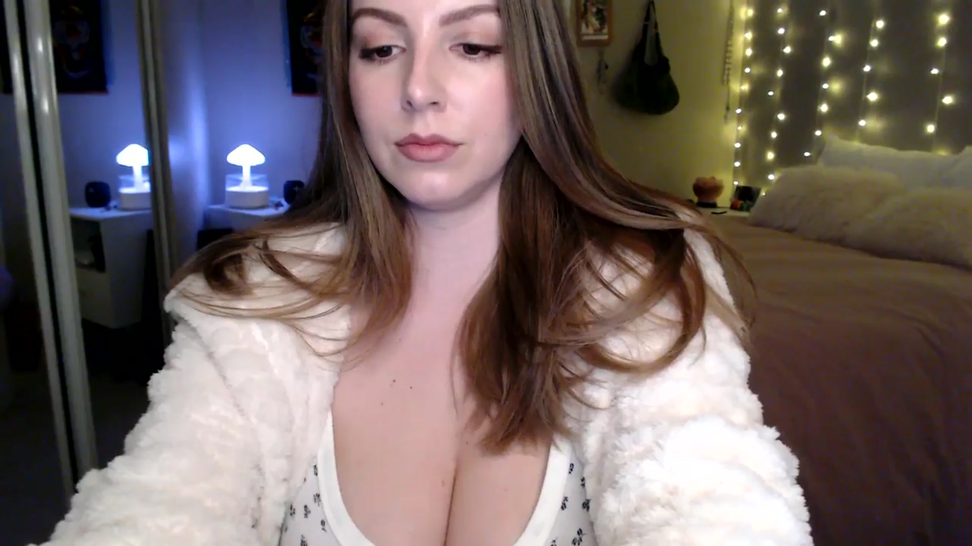 Gallery image thumbnail from MyaDelaney's myfreecams stream on, 02/26/2026, 04:04 image 11 of 20