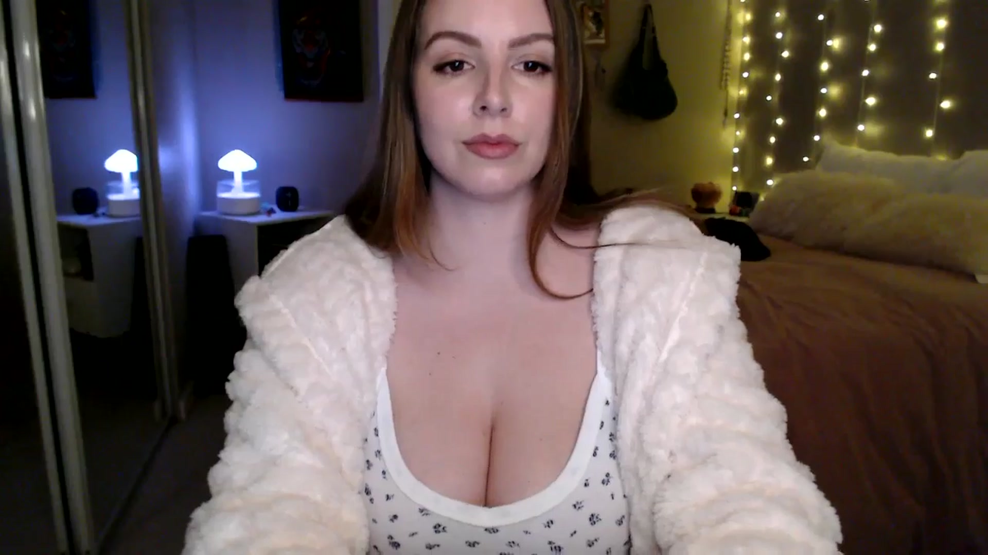 Gallery image thumbnail from MyaDelaney's myfreecams stream on, 02/26/2026, 04:42 image 15 of 20