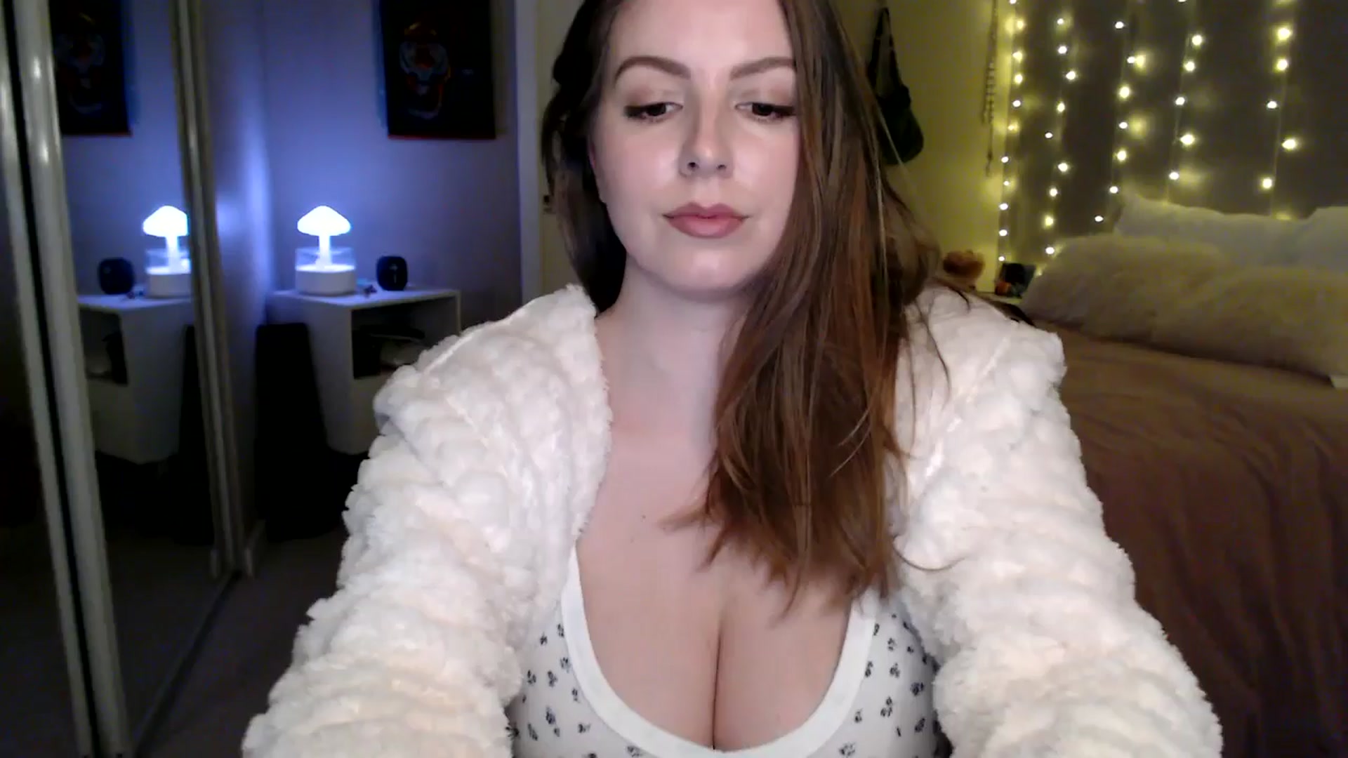 Gallery image thumbnail from MyaDelaney's myfreecams stream on, 02/26/2026, 04:42 image 11 of 20