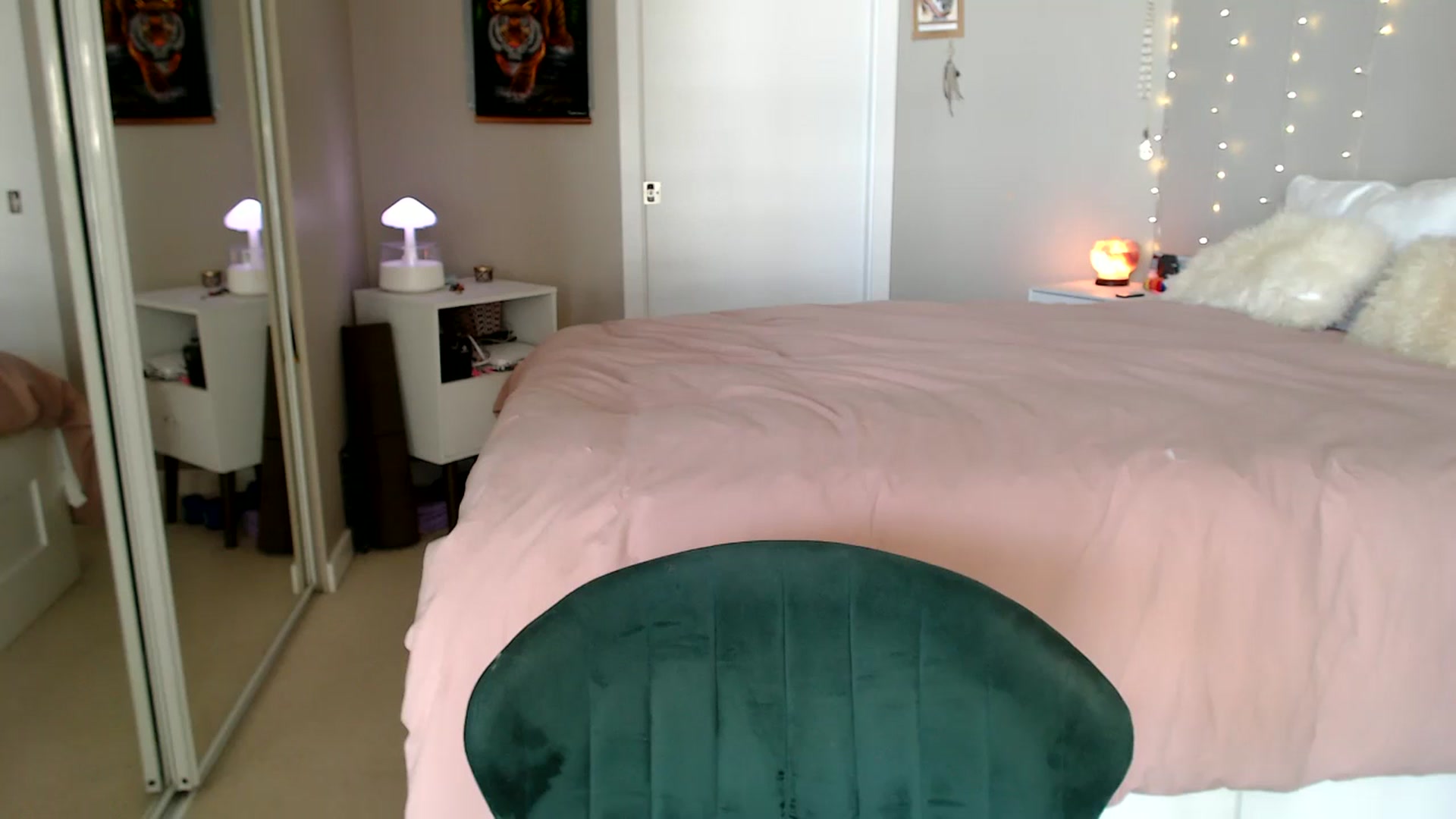 Gallery image thumbnail from MyaDelaney's myfreecams stream on, 04/08/2026, 21:52 image 4 of 20