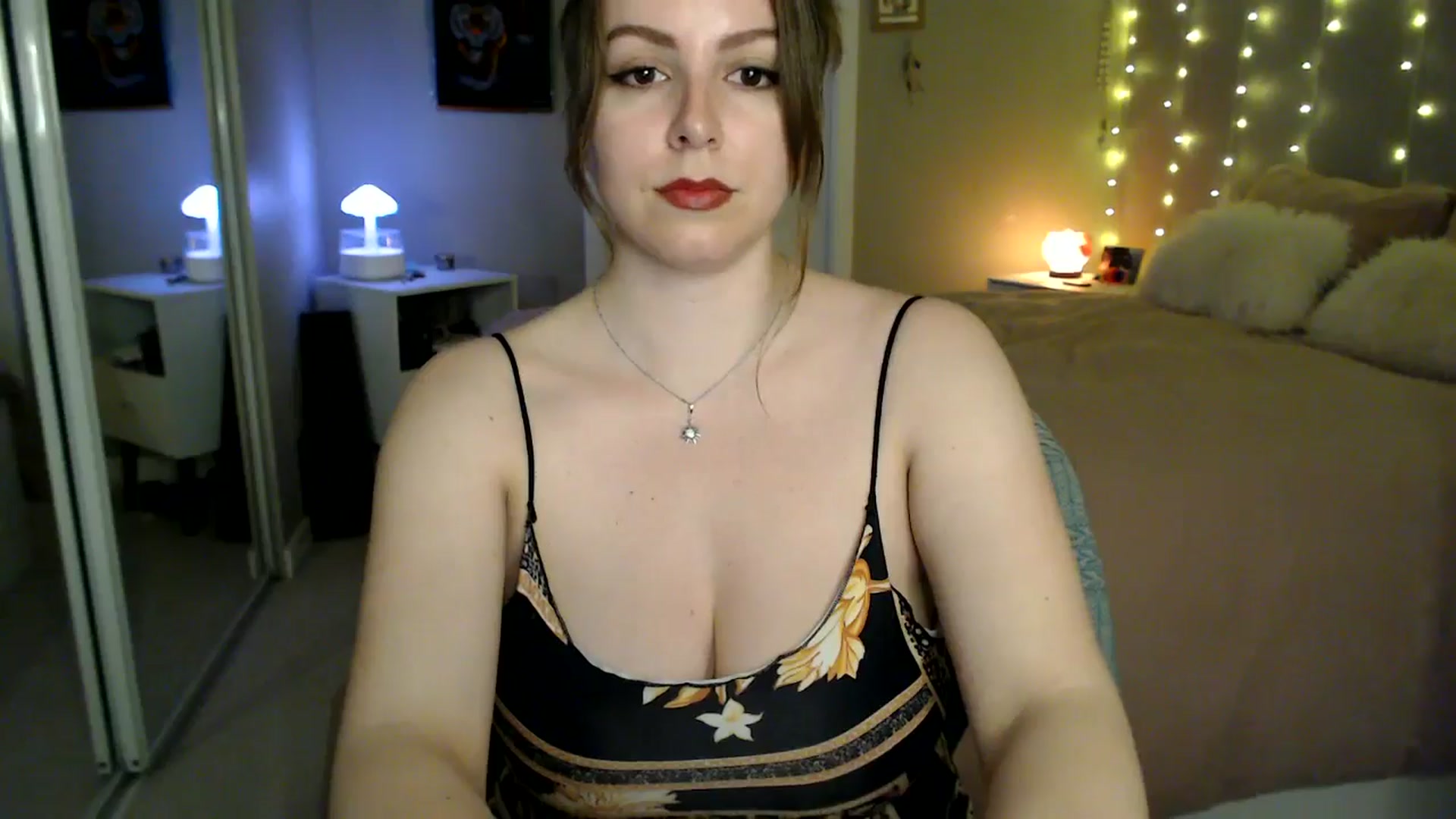 Gallery image thumbnail from MyaDelaney's myfreecams stream on, 04/17/2026, 05:47 image 11 of 20