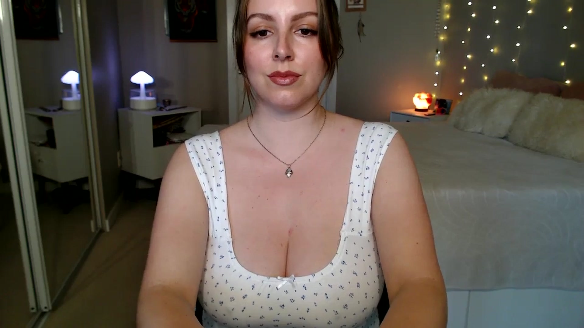 Gallery image thumbnail from MyaDelaney's myfreecams stream on, 04/30/2026, 03:08 image 14 of 20