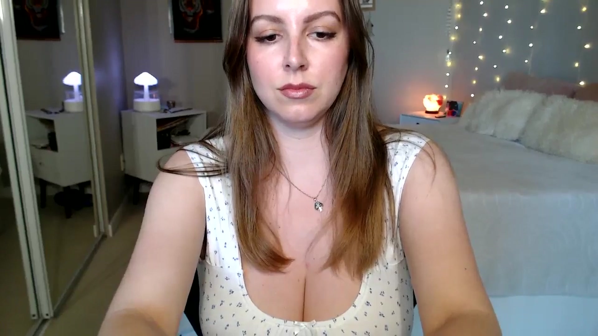 Gallery image thumbnail from MyaDelaney's myfreecams stream on, 04/30/2026, 03:08 image 2 of 20