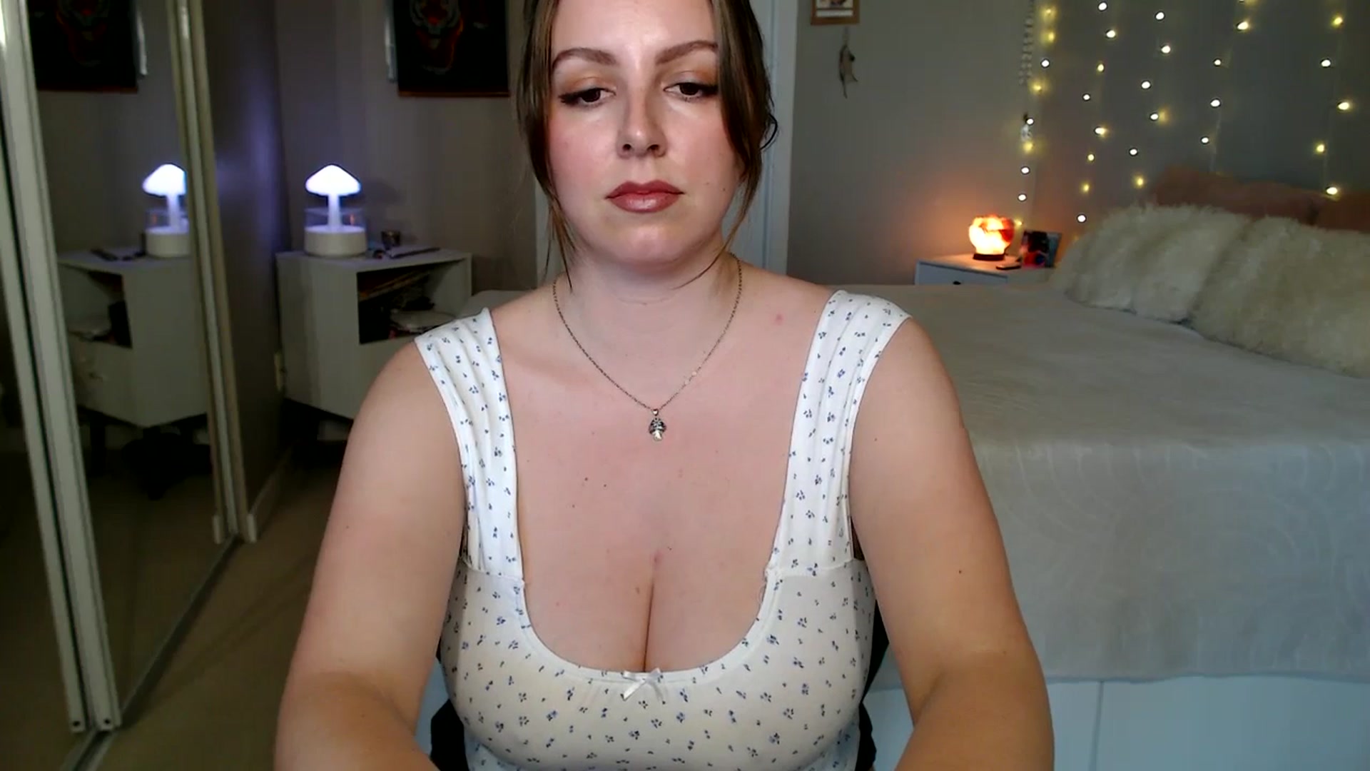Gallery image thumbnail from MyaDelaney's myfreecams stream on, 04/30/2026, 03:08 image 12 of 20