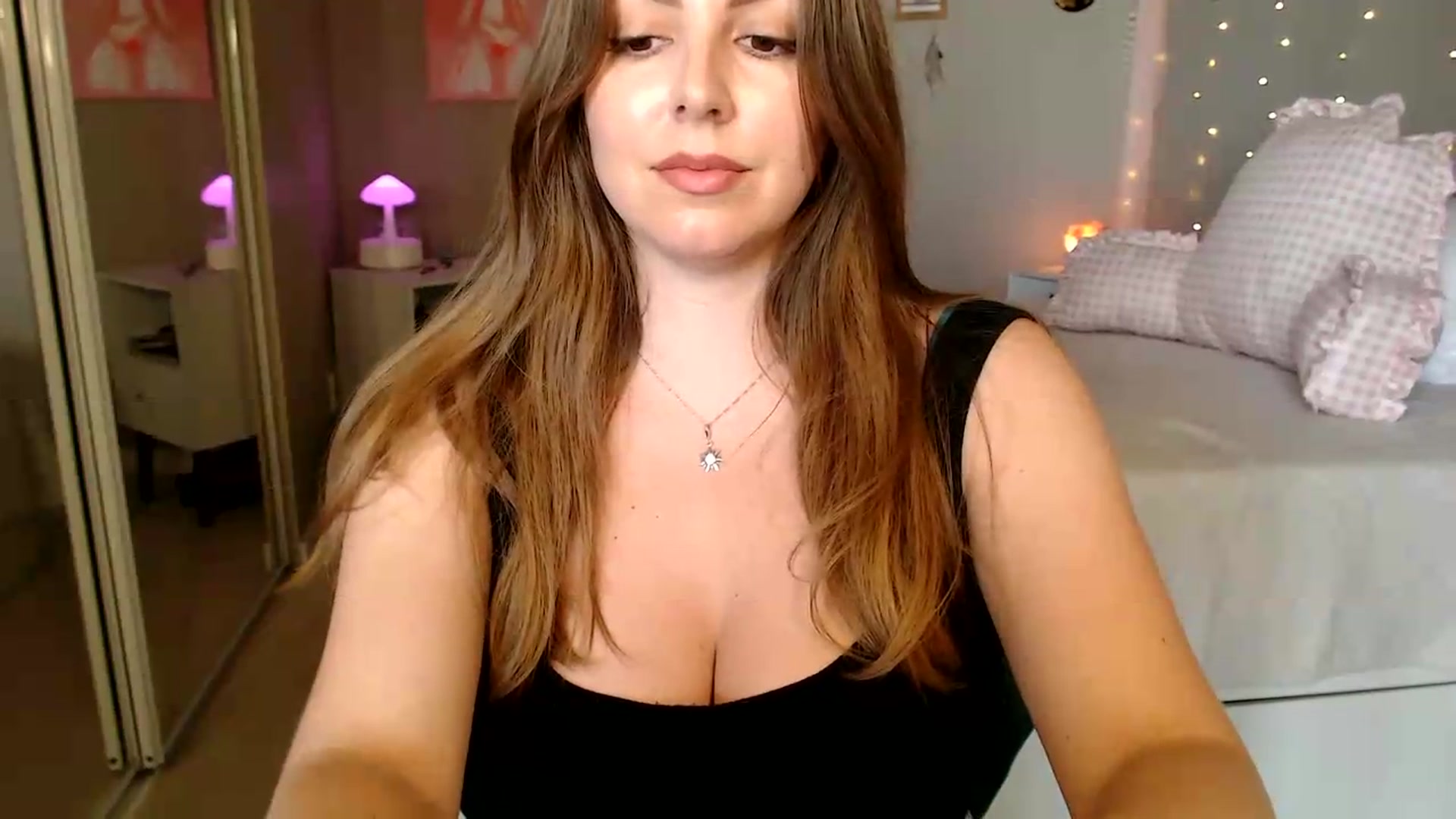 Gallery image thumbnail from MyaDelaney's myfreecams stream on, 07/06/2026, 22:45 image 11 of 20