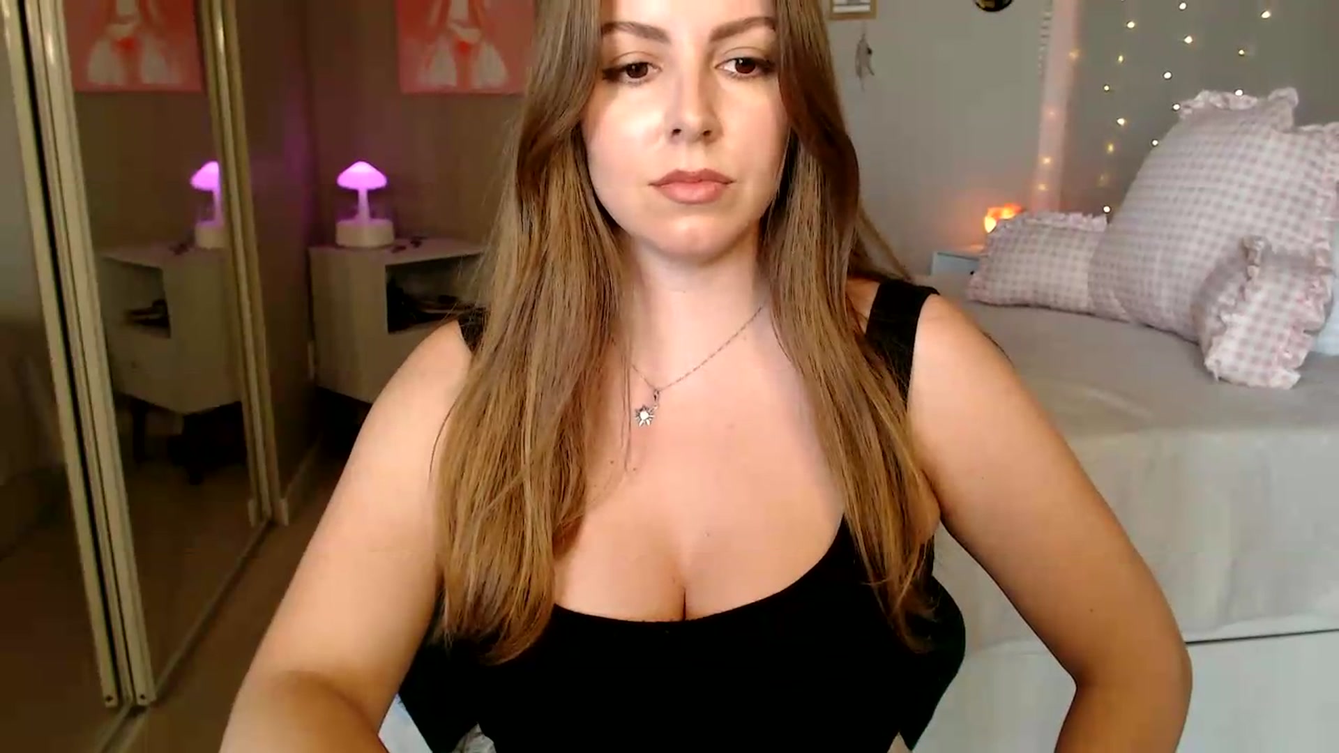 Gallery image thumbnail from MyaDelaney's myfreecams stream on, 07/06/2026, 22:45 image 2 of 20