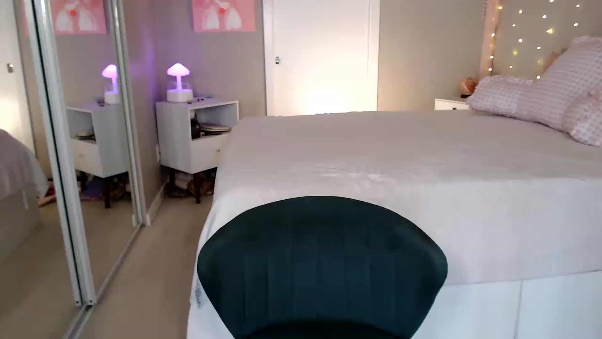 Gallery image thumbnail from MyaDelaney's myfreecams stream on, 08/10/2026, 23:16 image 2 of 20