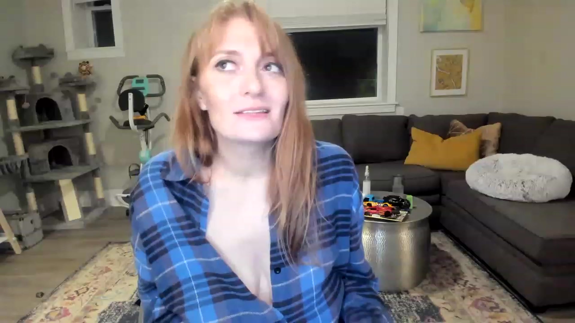 Gallery image thumbnail from Mya_Heart's myfreecams stream on, 08/23/2023, 08:04 image 15 of 20