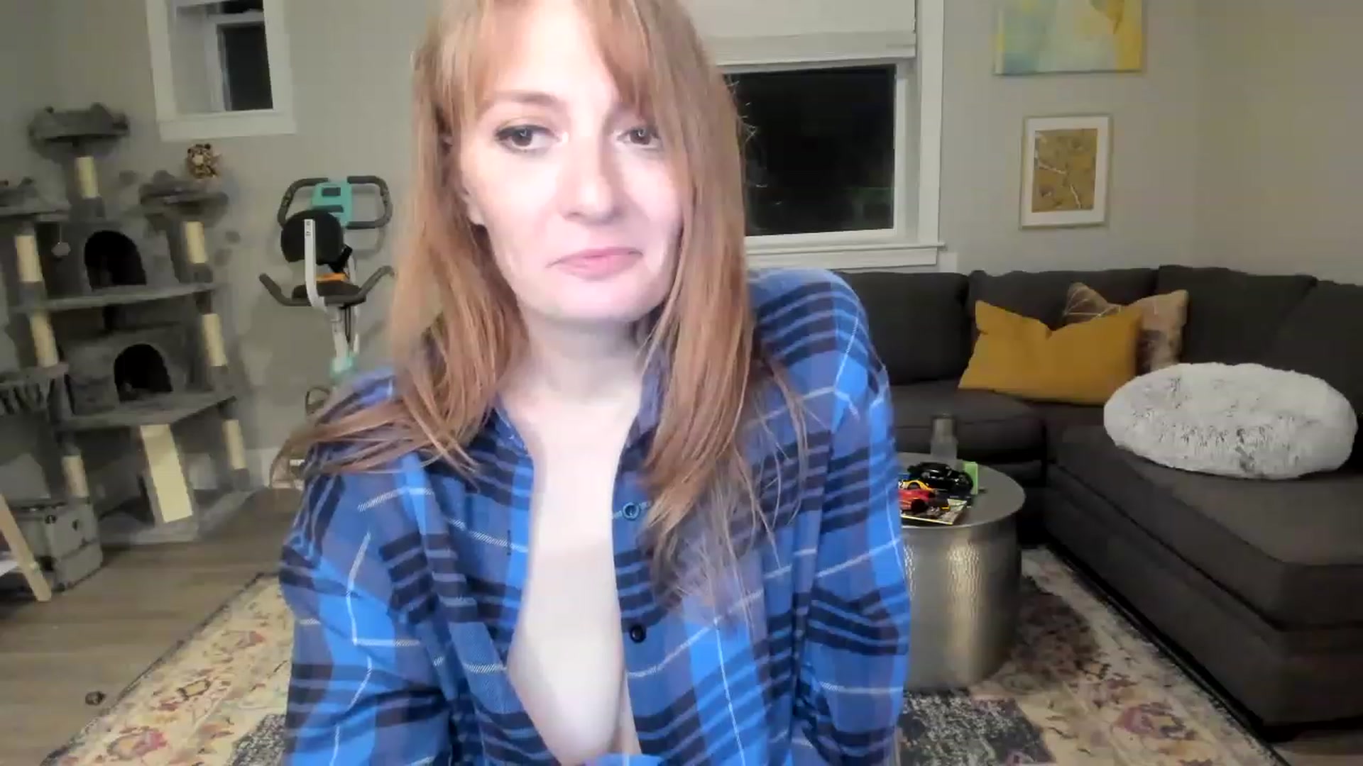 Gallery image thumbnail from Mya_Heart's myfreecams stream on, 08/23/2023, 08:04 image 10 of 20