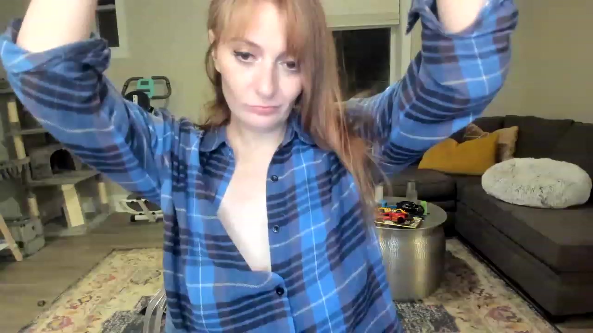 Gallery image thumbnail from Mya_Heart's myfreecams stream on, 08/23/2023, 08:04 image 4 of 20