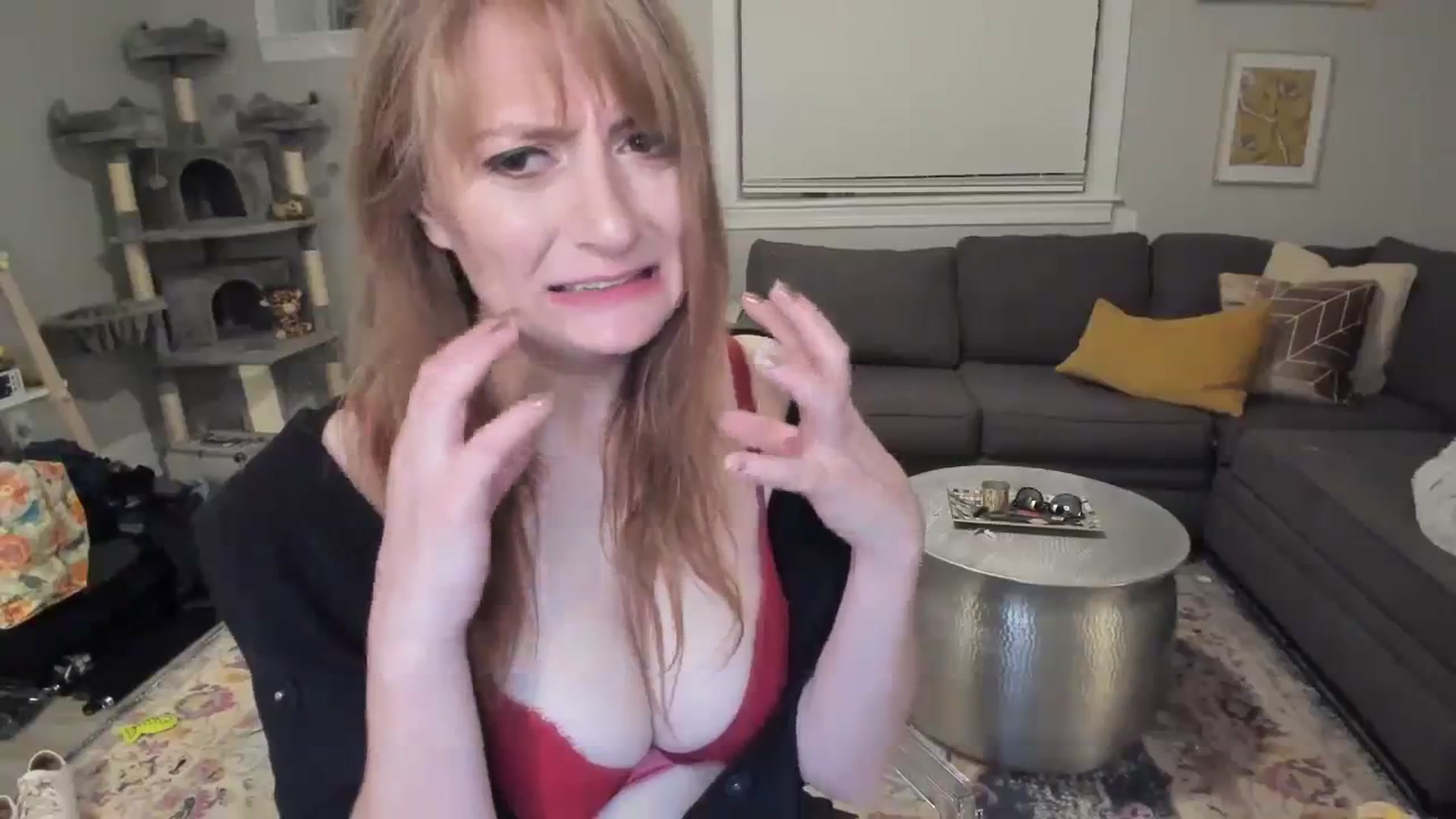 Gallery image thumbnail from Mya_Heart's myfreecams stream on, 11/22/2023, 06:22 image 12 of 20