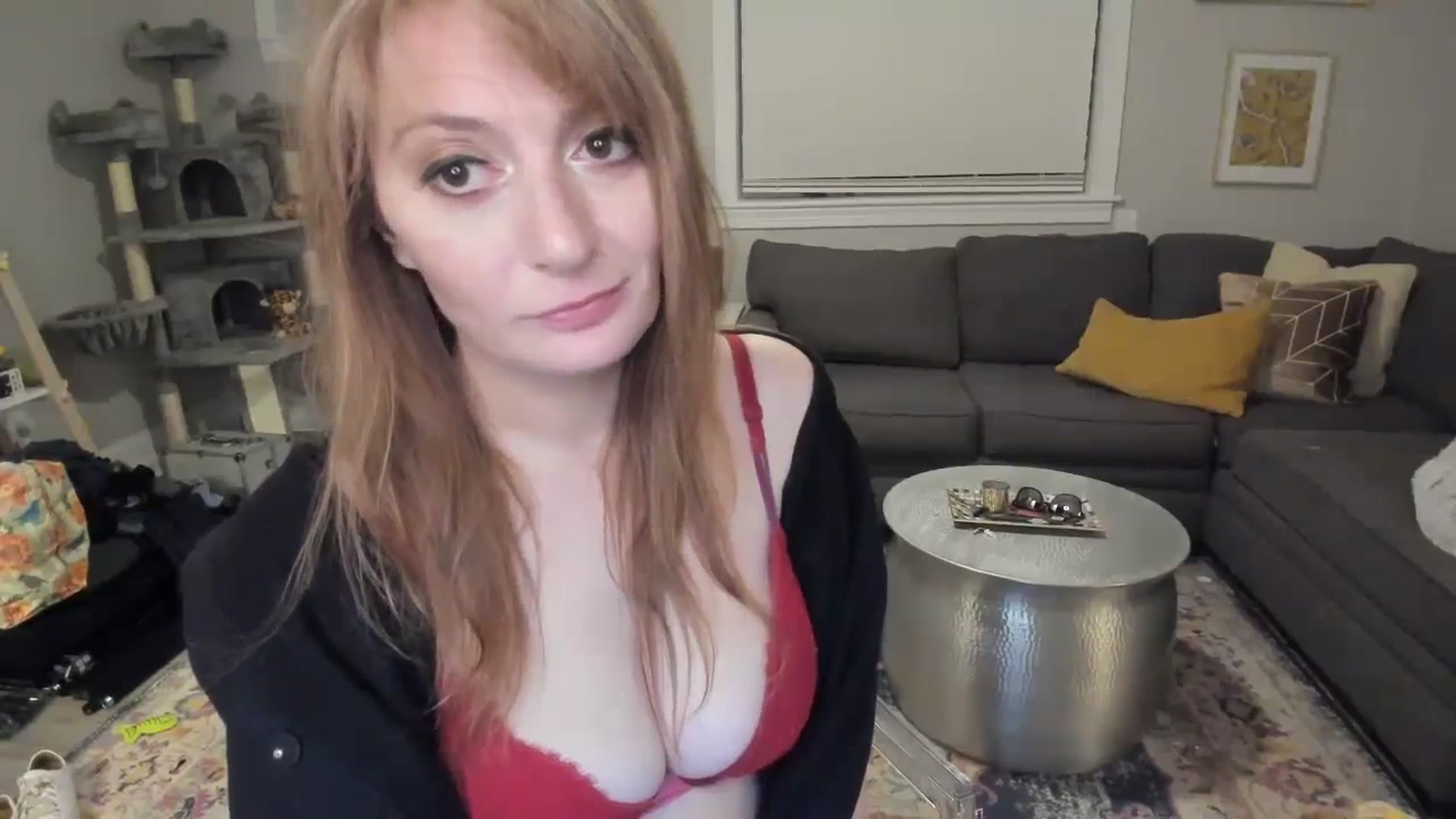 Gallery image thumbnail from Mya_Heart's myfreecams stream on, 11/22/2023, 06:22 image 14 of 20