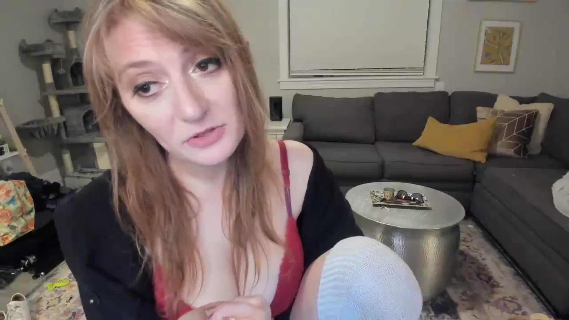 Gallery image thumbnail from Mya_Heart's myfreecams stream on, 11/22/2023, 06:22 image 18 of 20