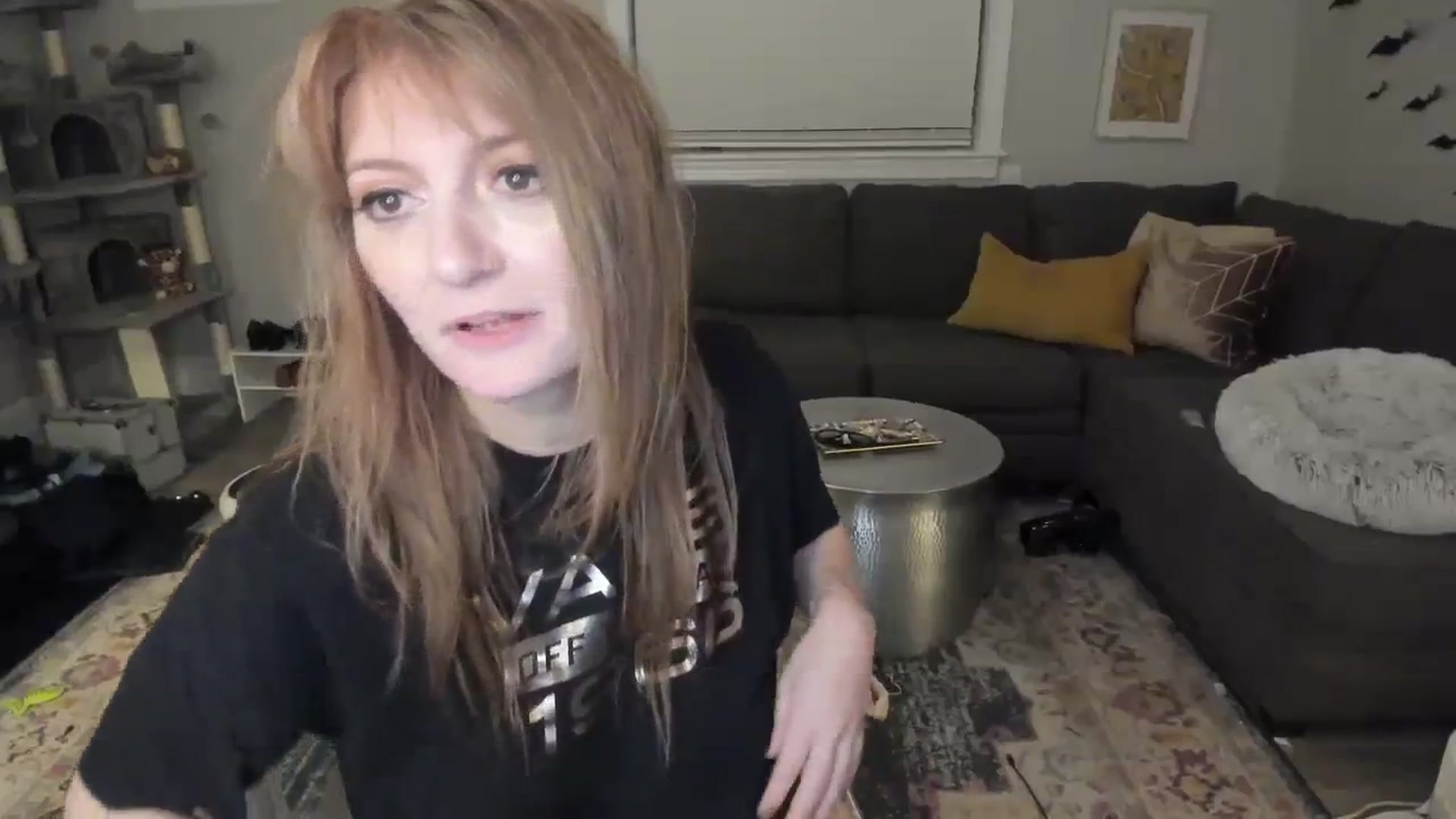 Gallery image thumbnail from Mya_Heart's myfreecams stream on, 11/24/2023, 07:49 image 19 of 20