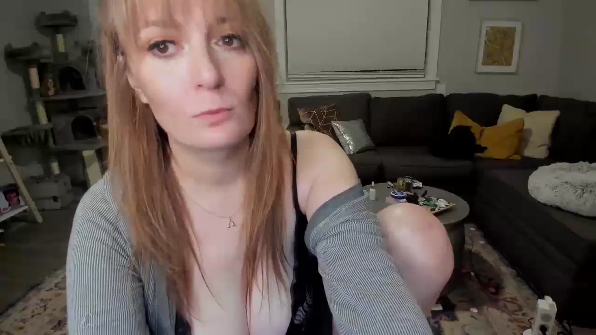 Gallery image thumbnail from Mya_Heart's myfreecams stream on, 12/12/2023, 06:07 image 17 of 20