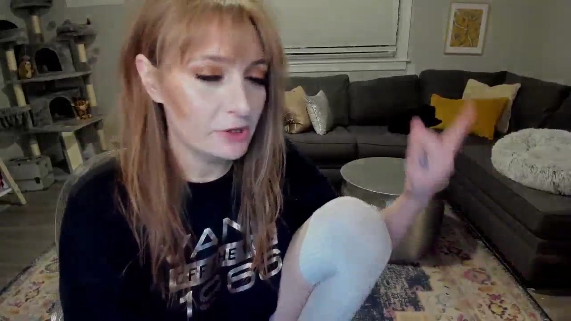 Gallery image thumbnail from Mya_Heart's myfreecams stream on, 12/15/2023, 04:52 image 9 of 20