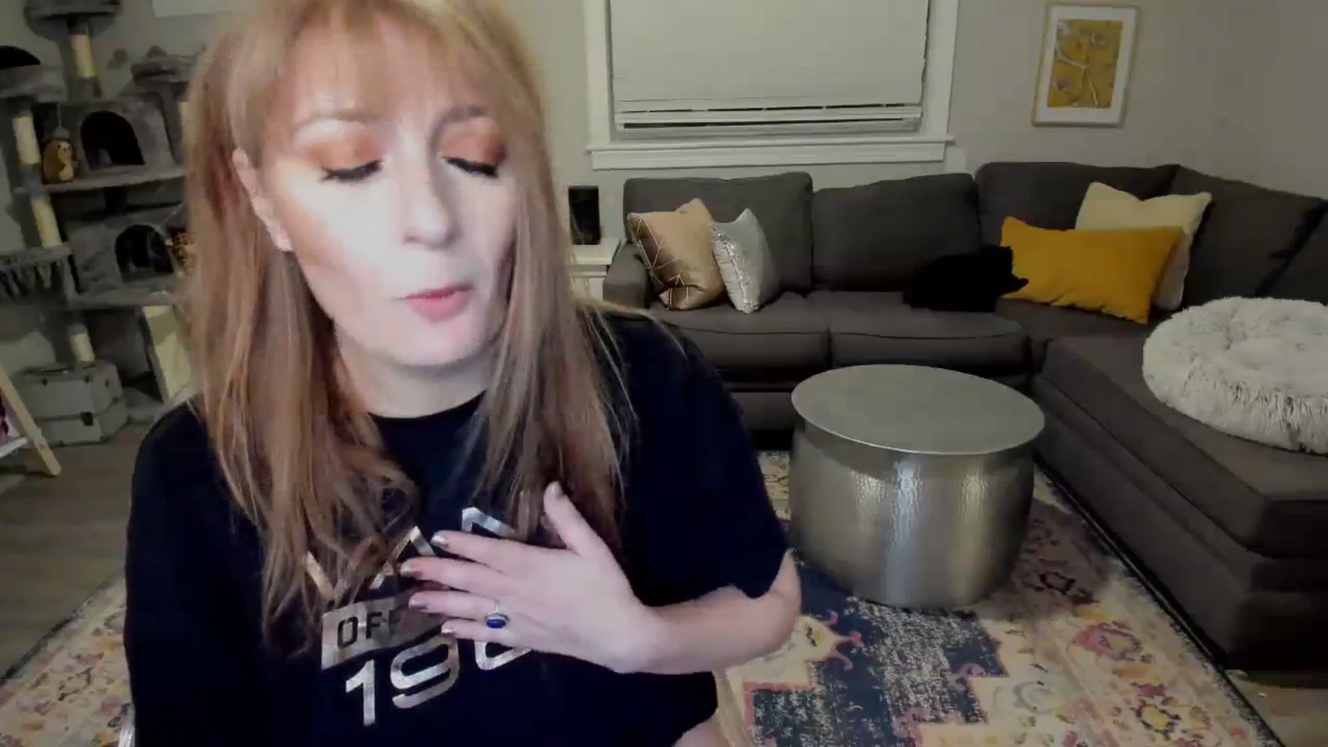 Gallery image thumbnail from Mya_Heart's myfreecams stream on, 12/15/2023, 04:52 image 14 of 20